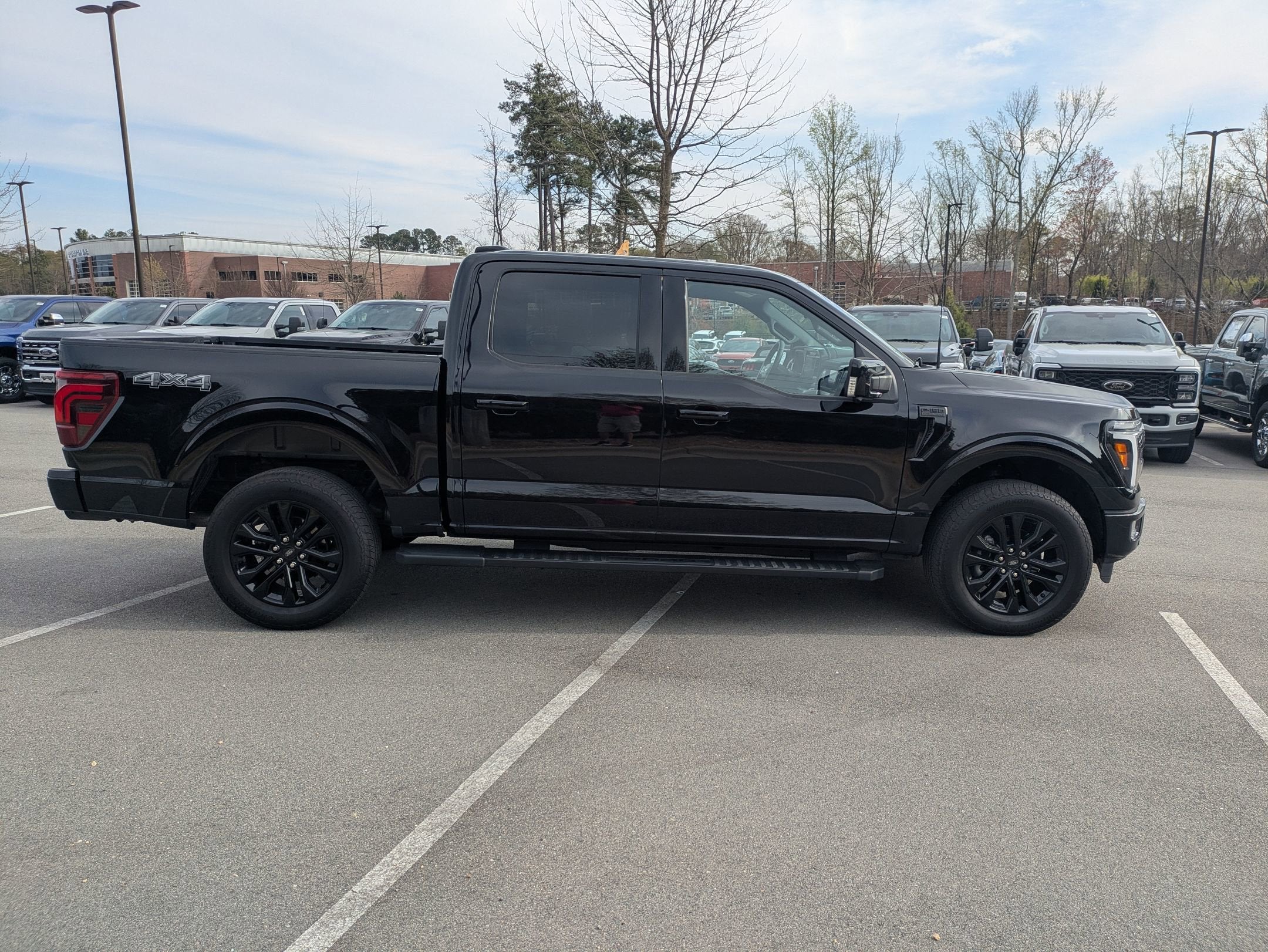 2024 Ford F-150 LARIAT