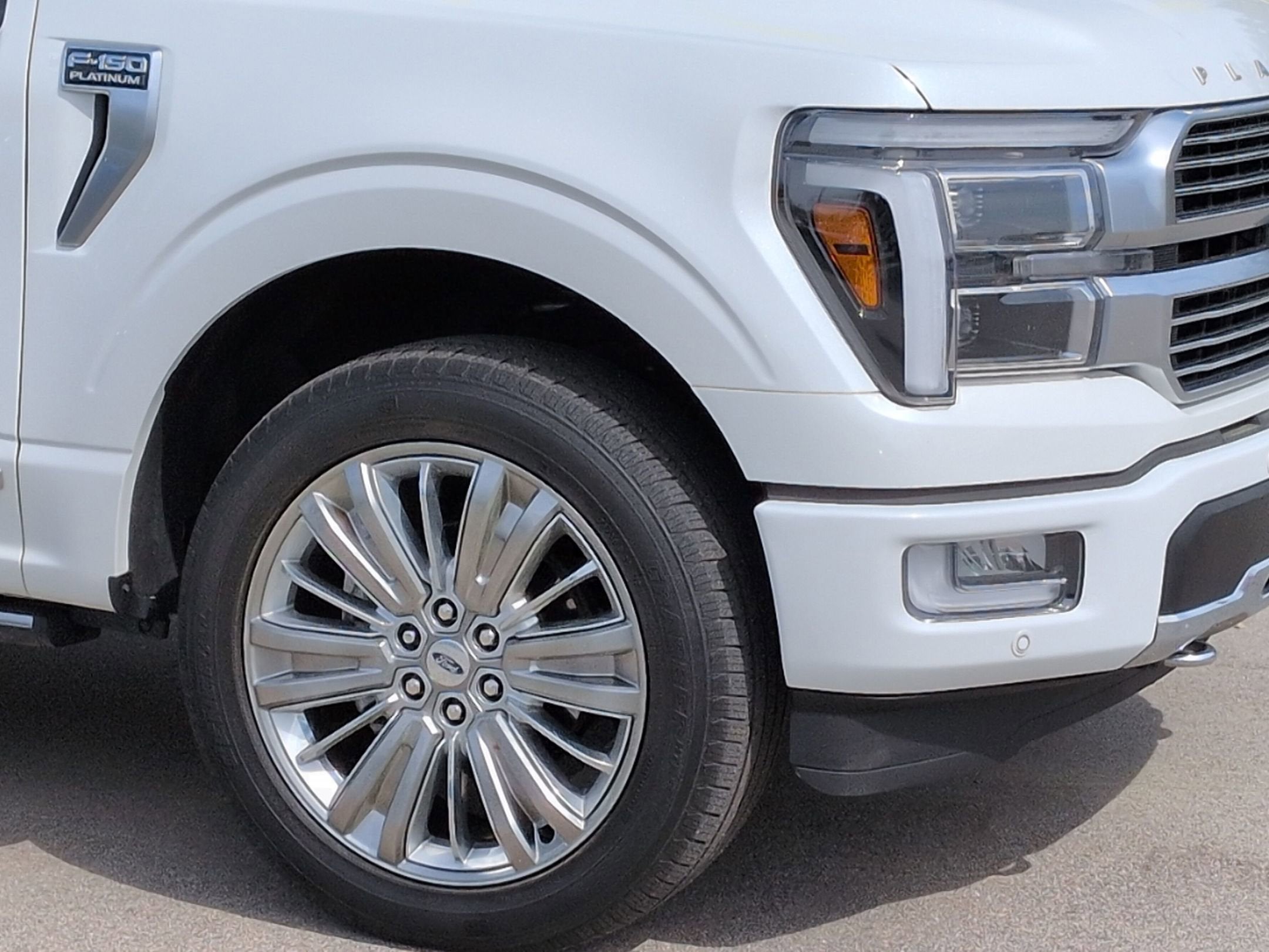 2024 Ford F-150 Platinum