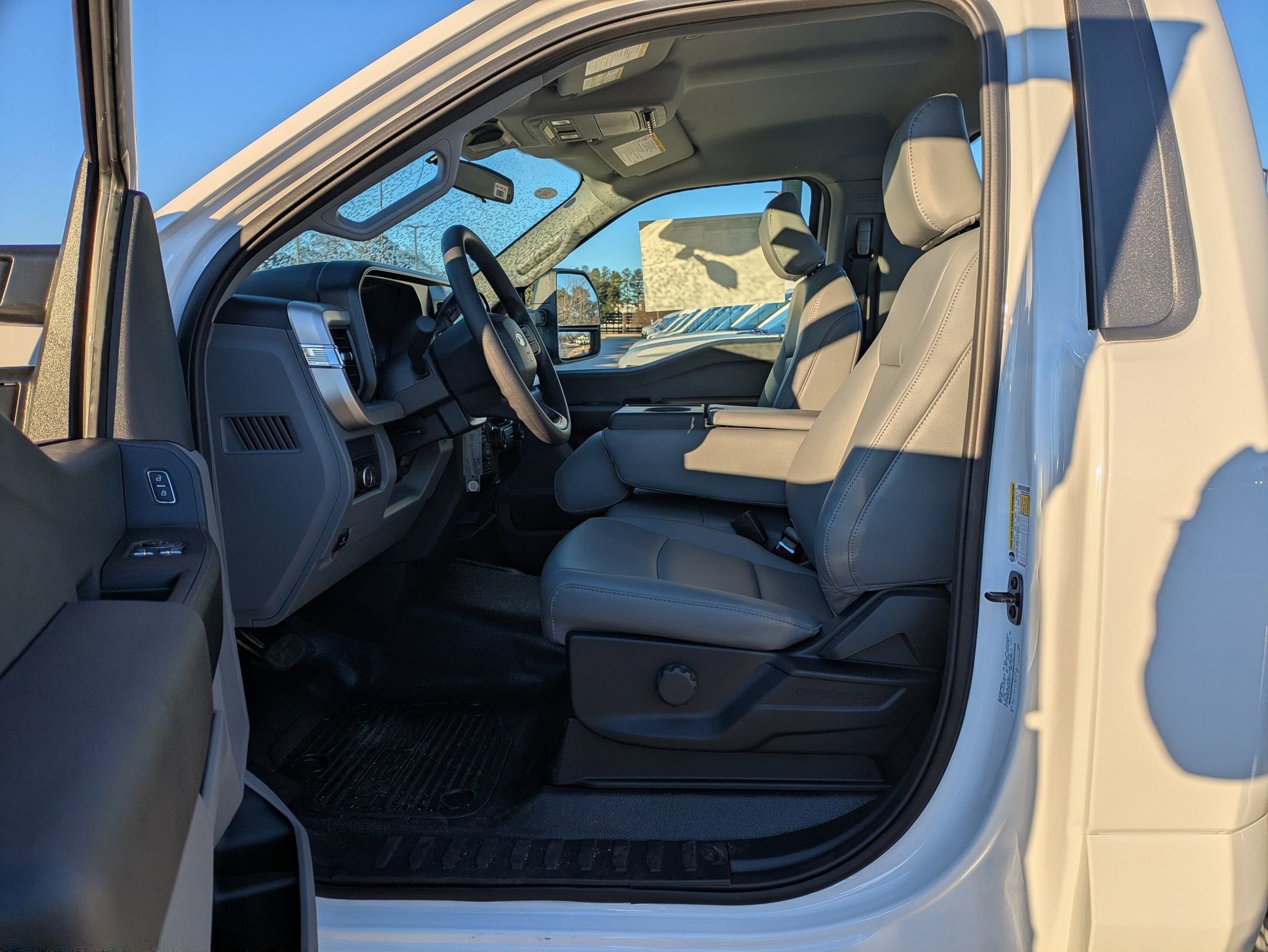 2026 Ford Super Duty F-350 SRW XL