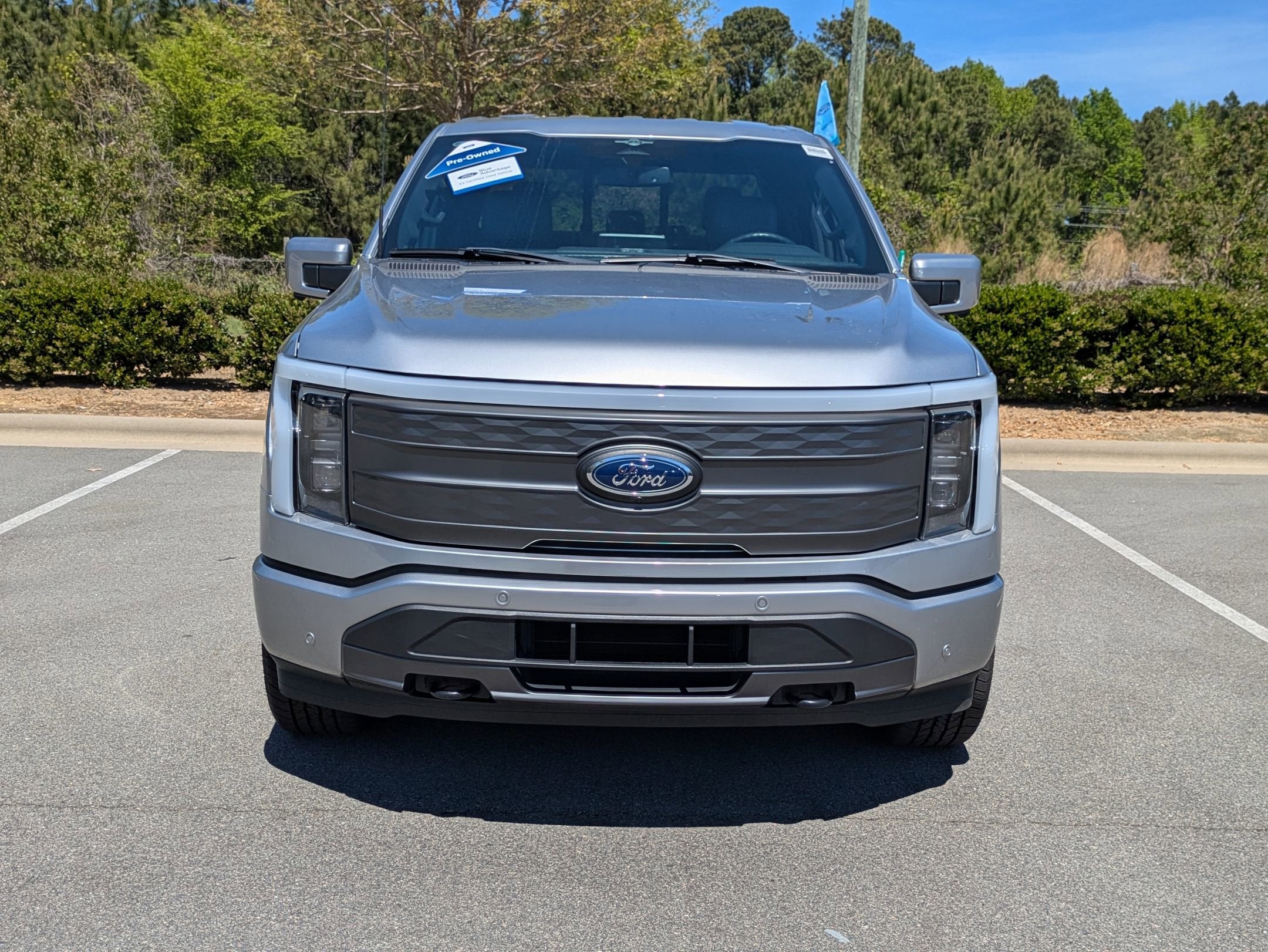 2023 Ford F-150 Lightning LARIAT