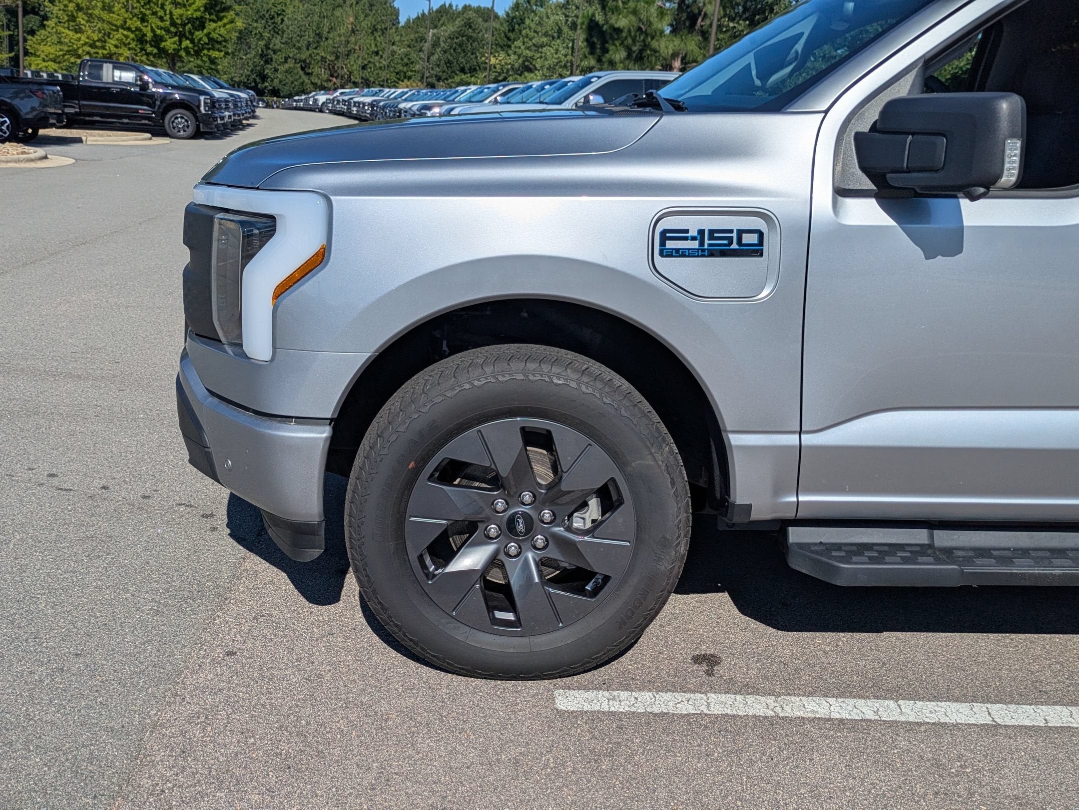2024 Ford F-150 Lightning Flash