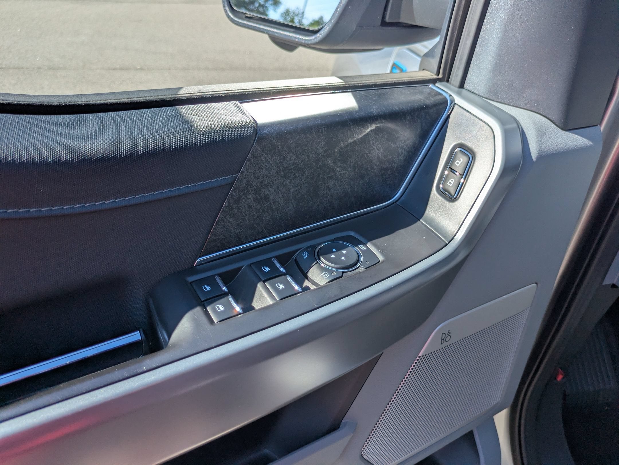2024 Ford F-150 Lightning Flash