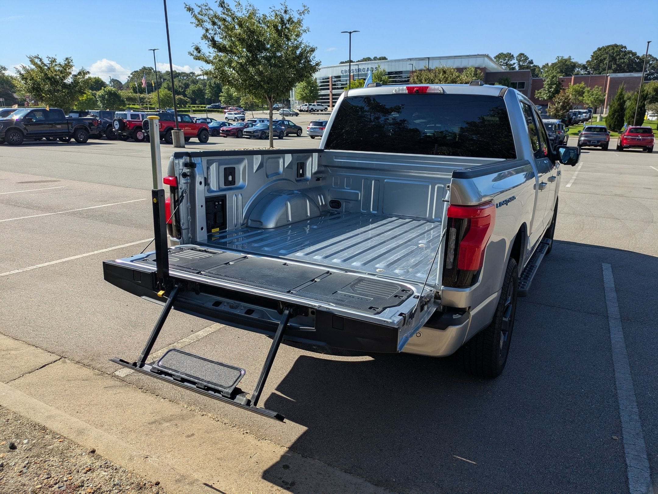 2024 Ford F-150 Lightning Flash