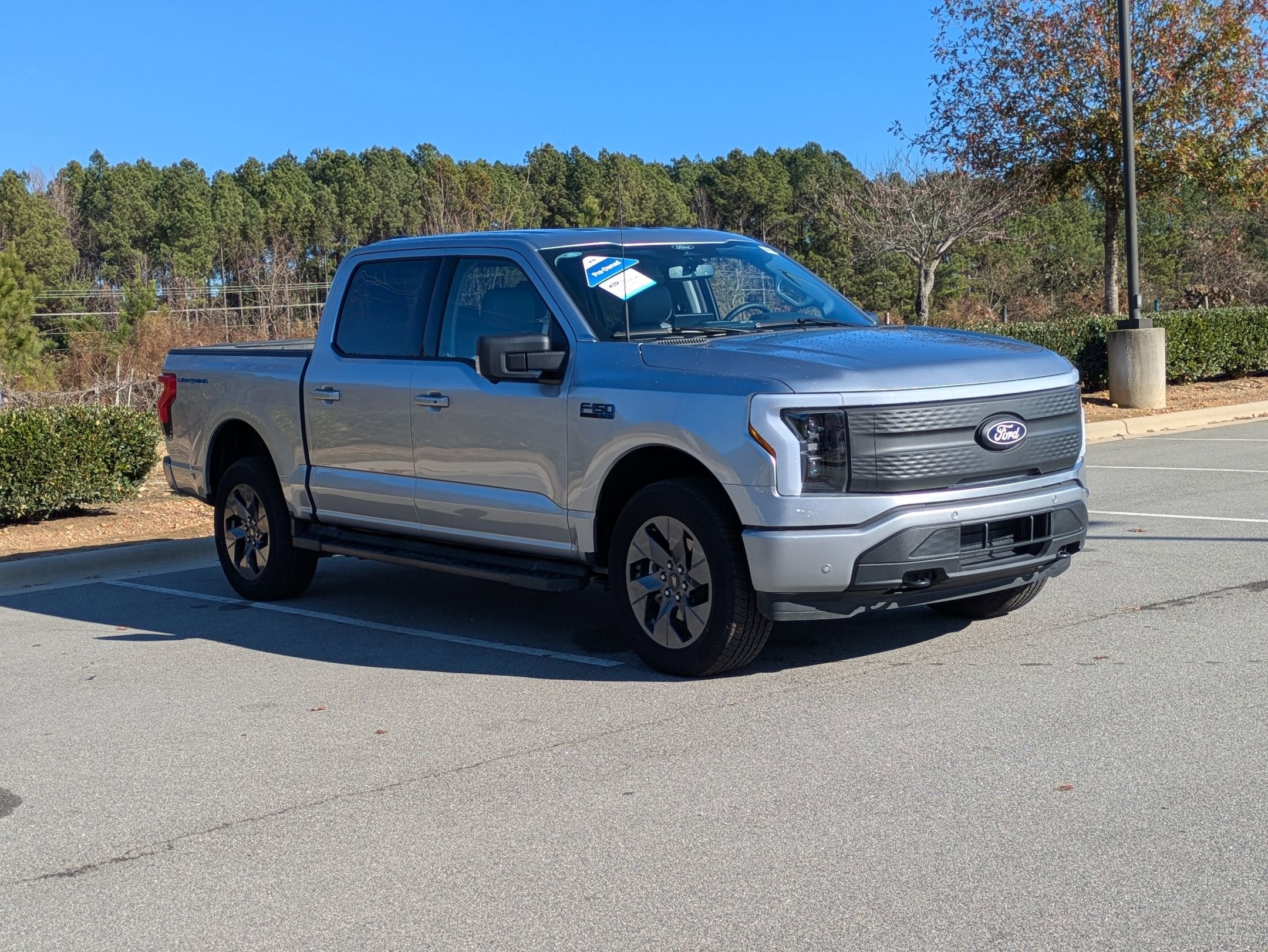 2025 Ford F-150 Lightning Flash