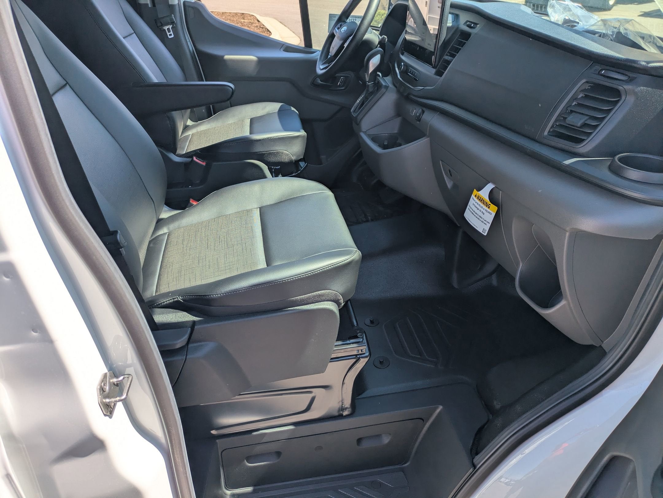 2026 Ford Transit Cargo Van Base