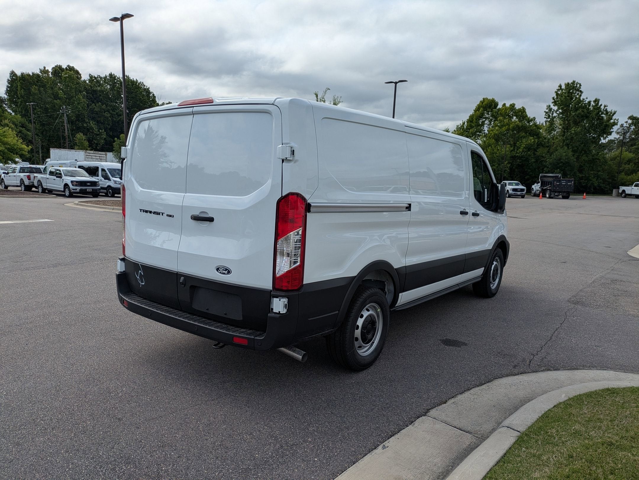 2026 Ford Transit Cargo Van Base
