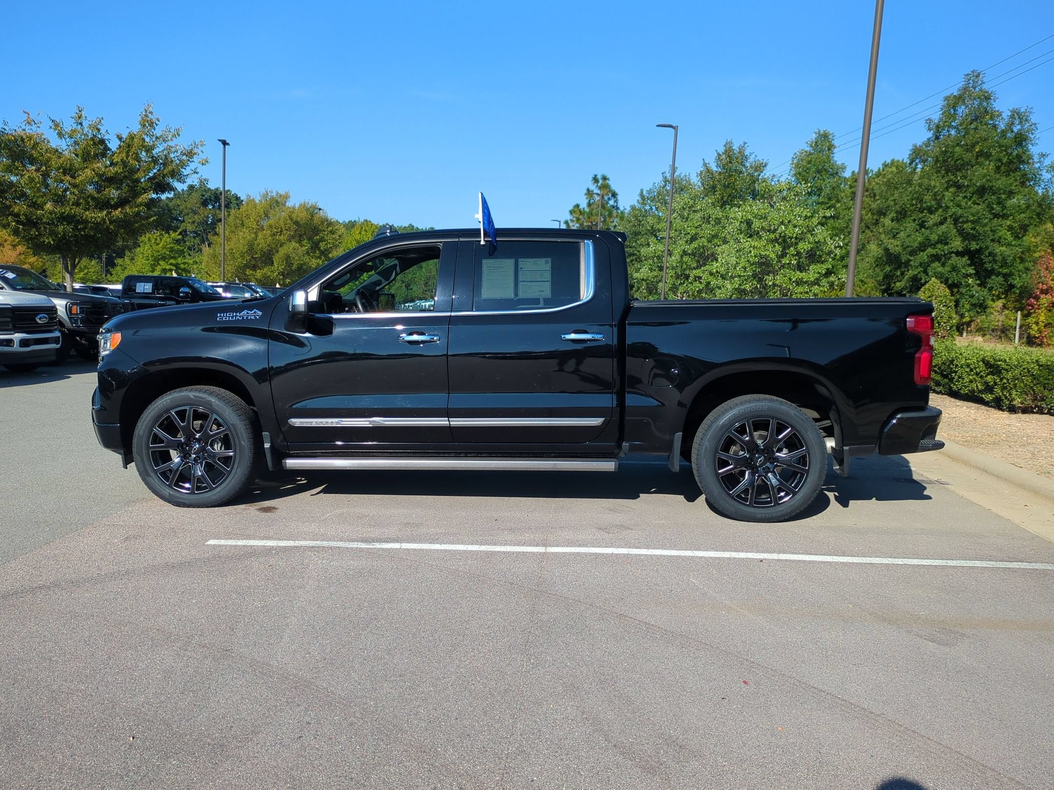 2023 Chevrolet Silverado 1500 High Country