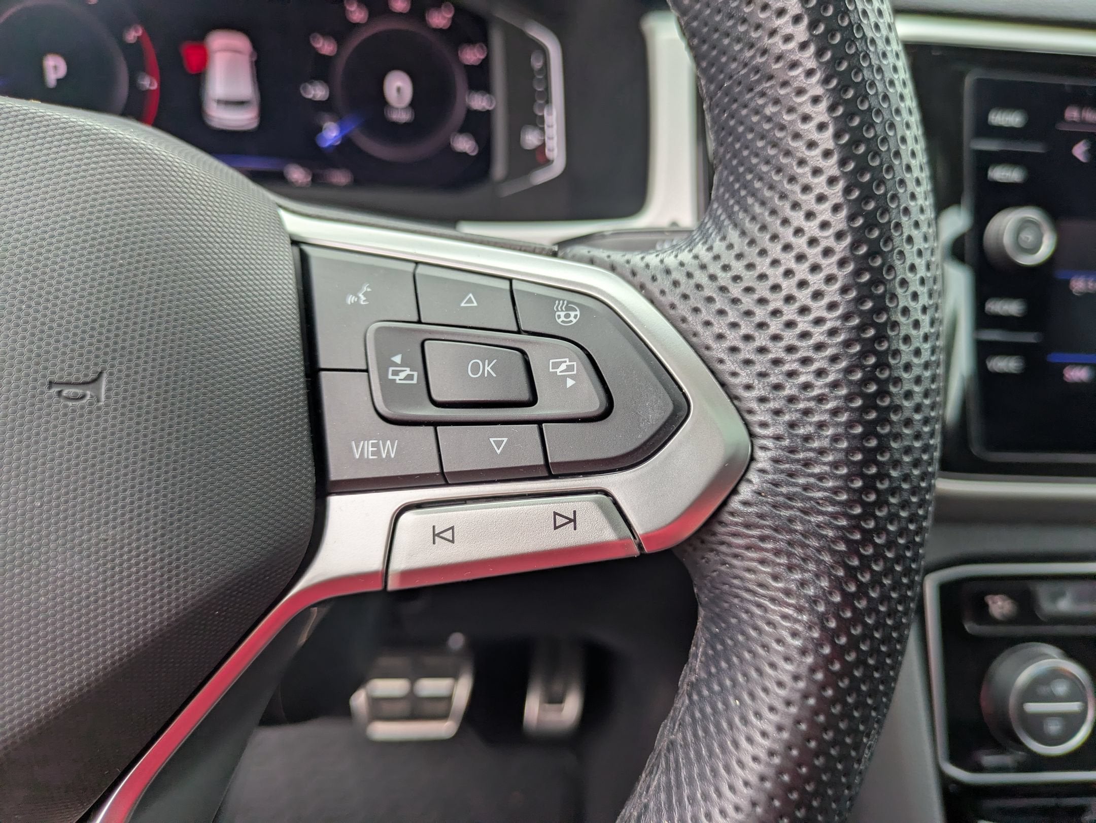 2022 Volkswagen Atlas 3.6L V6 SEL R-Line