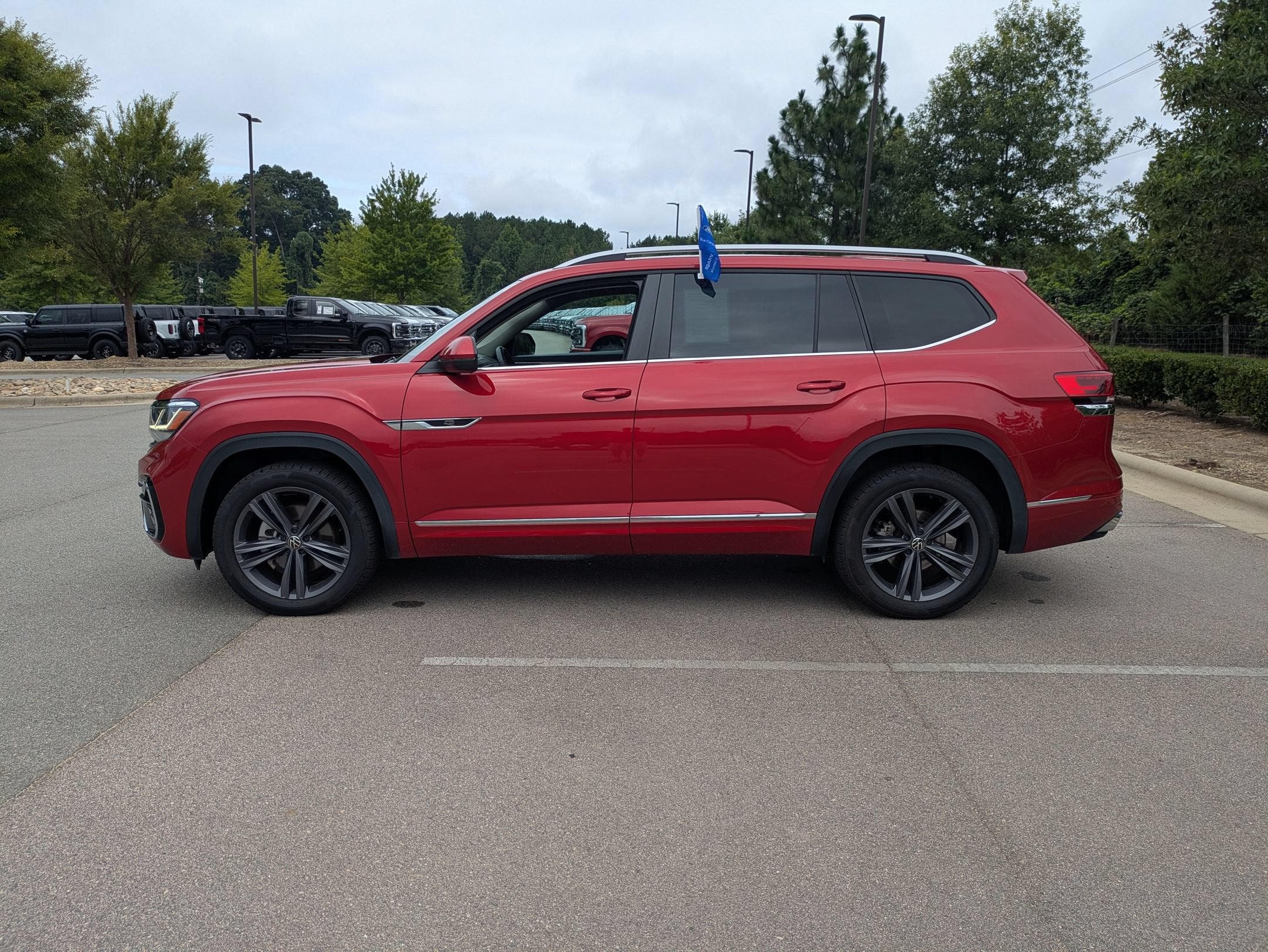 2022 Volkswagen Atlas 3.6L V6 SEL R-Line