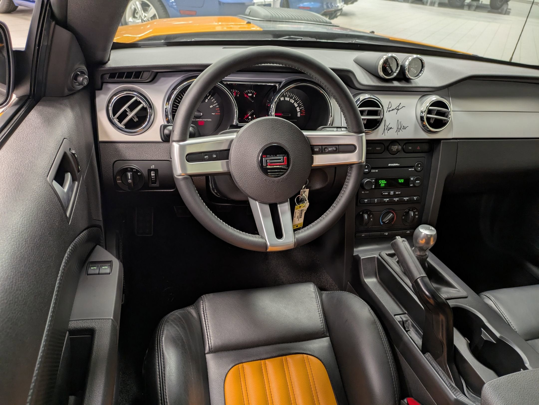 2007 Ford Mustang Saleen Parnelli Jones