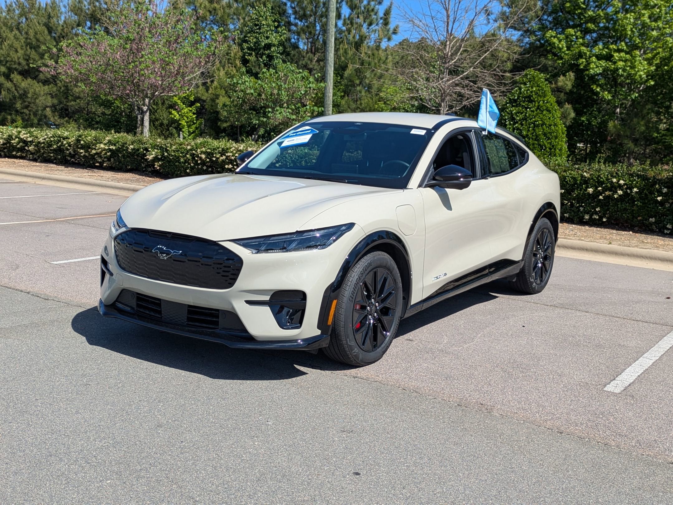 2025 Ford Mustang Mach-E Premium