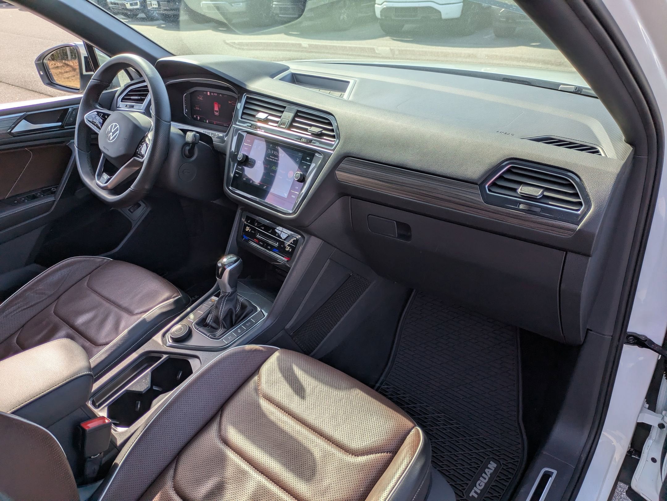 2022 Volkswagen Tiguan SEL R-Line