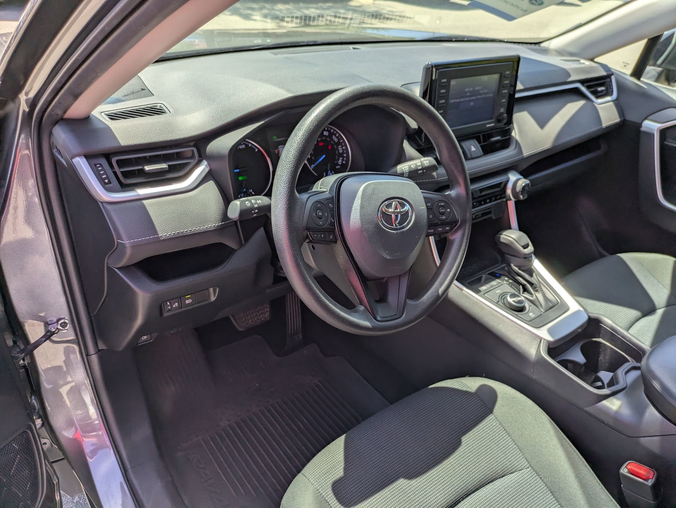 2021 Toyota RAV4 Hybrid LE