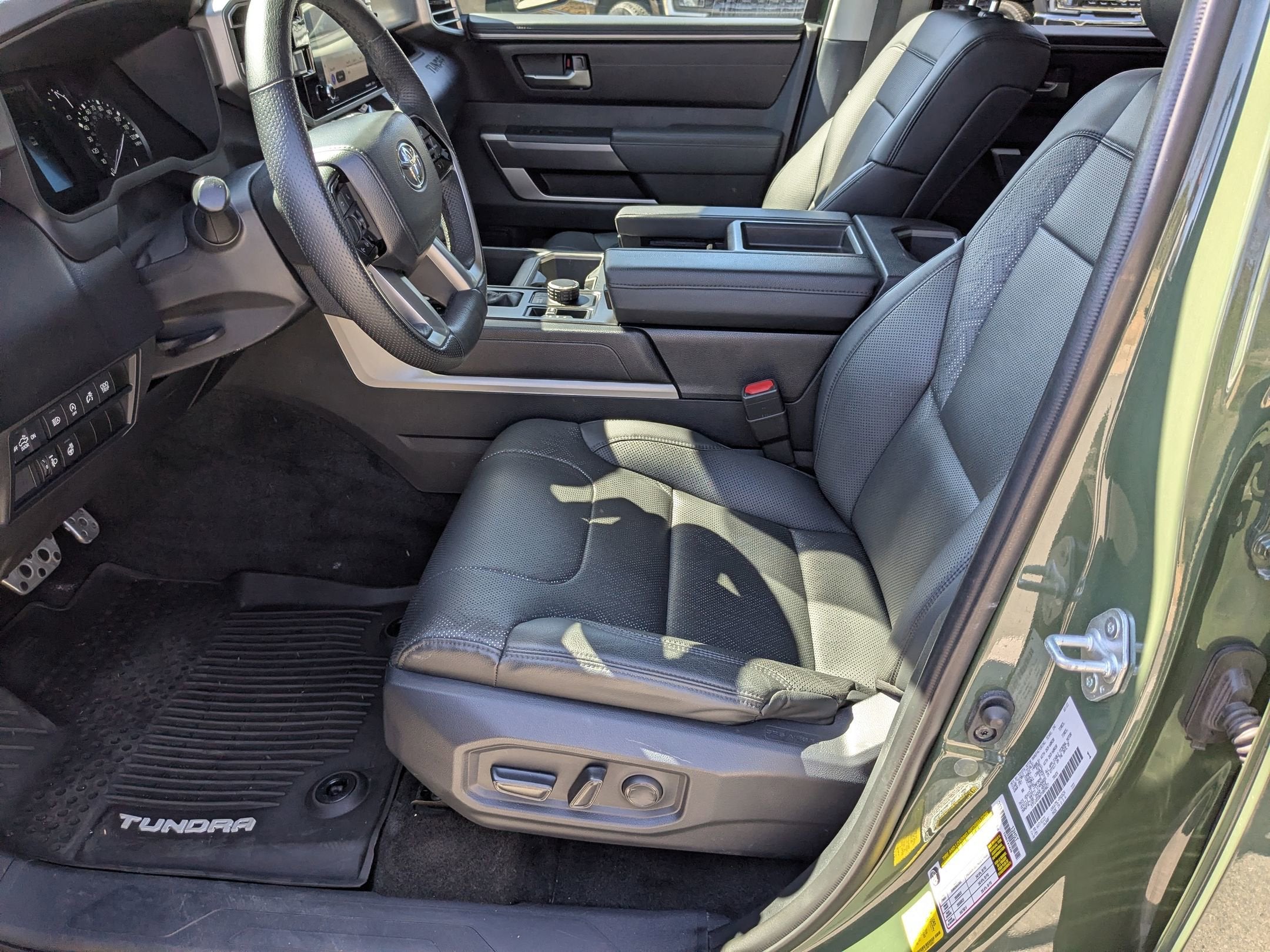 2023 Toyota Tundra 4WD SR5