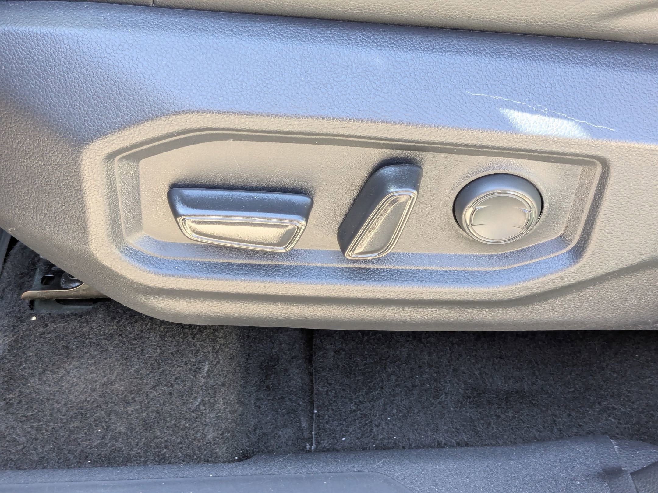 2023 Toyota Tundra 4WD SR5