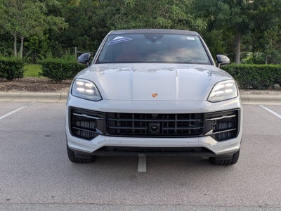 2025 Porsche Cayenne GTS