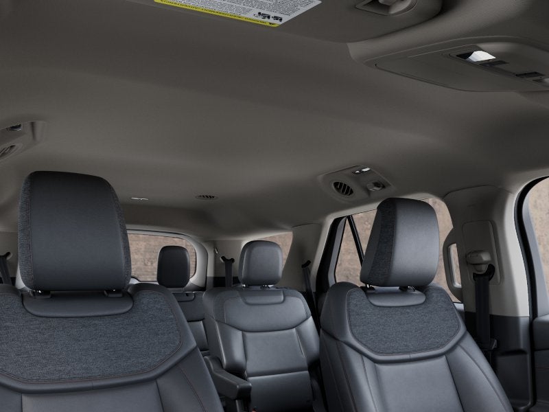 2027 Ford Explorer Active w/200A Pkg