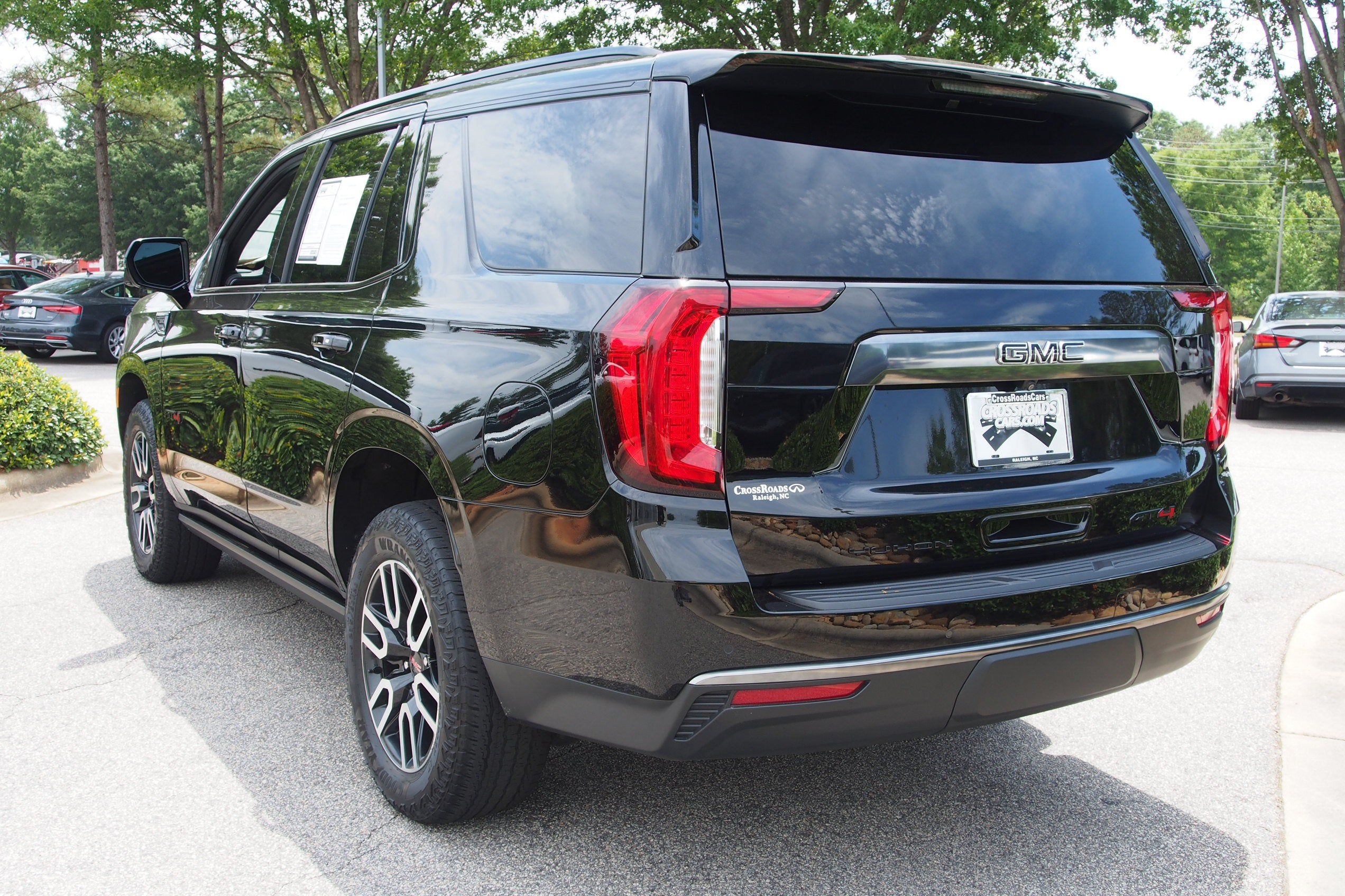 2023 GMC Yukon AT4