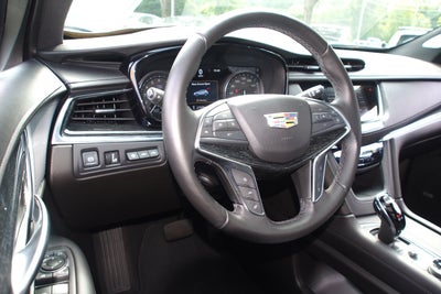 2022 Cadillac XT5 FWD Premium Luxury