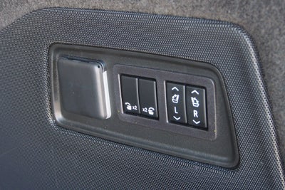 2024 Cadillac Escalade 4WD Sport Platinum