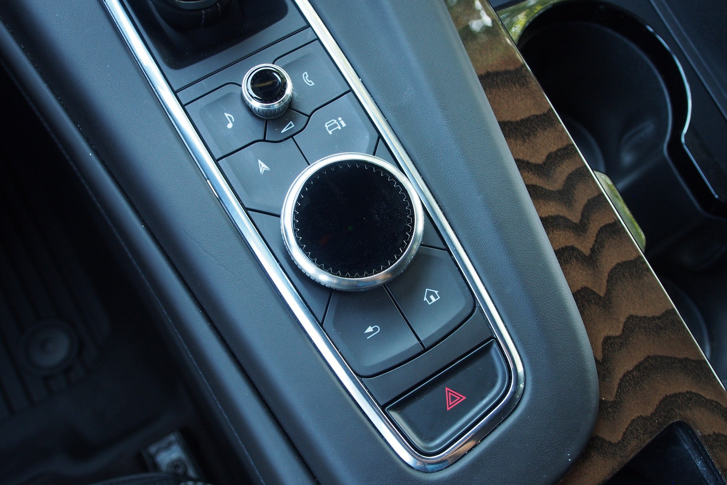 2024 Cadillac Escalade 4WD Sport Platinum