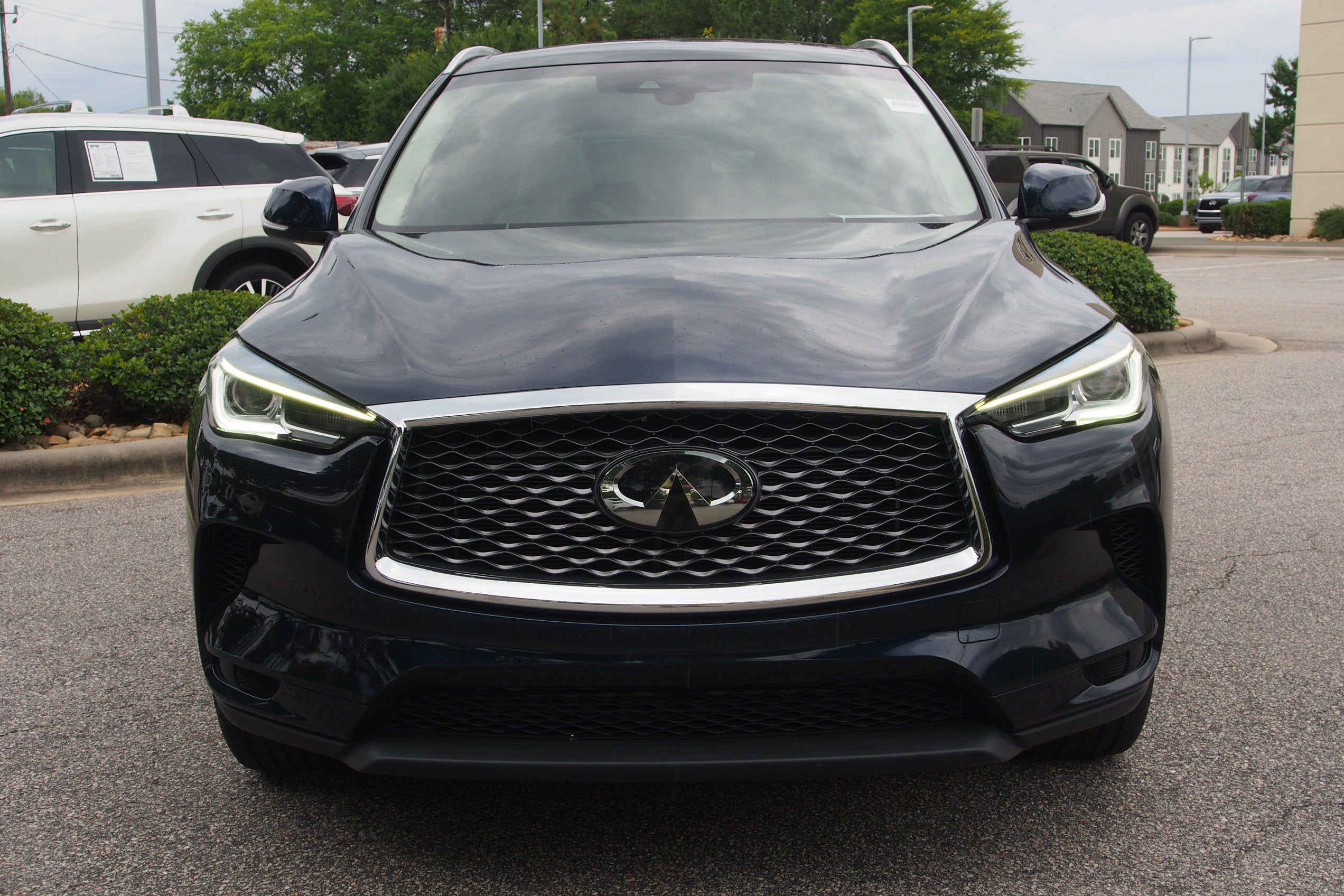 2023 INFINITI QX50 LUXE