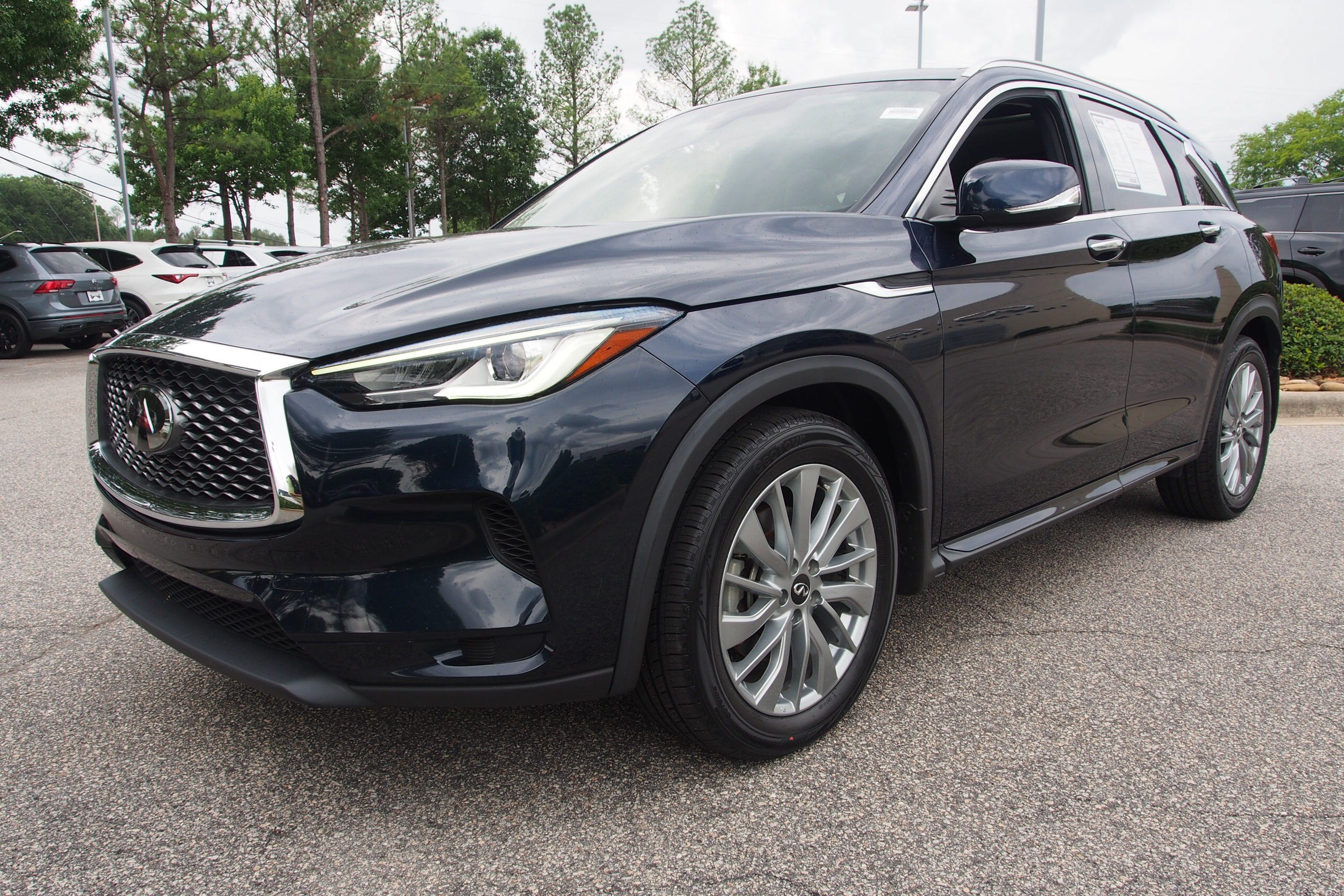 2023 INFINITI QX50 LUXE