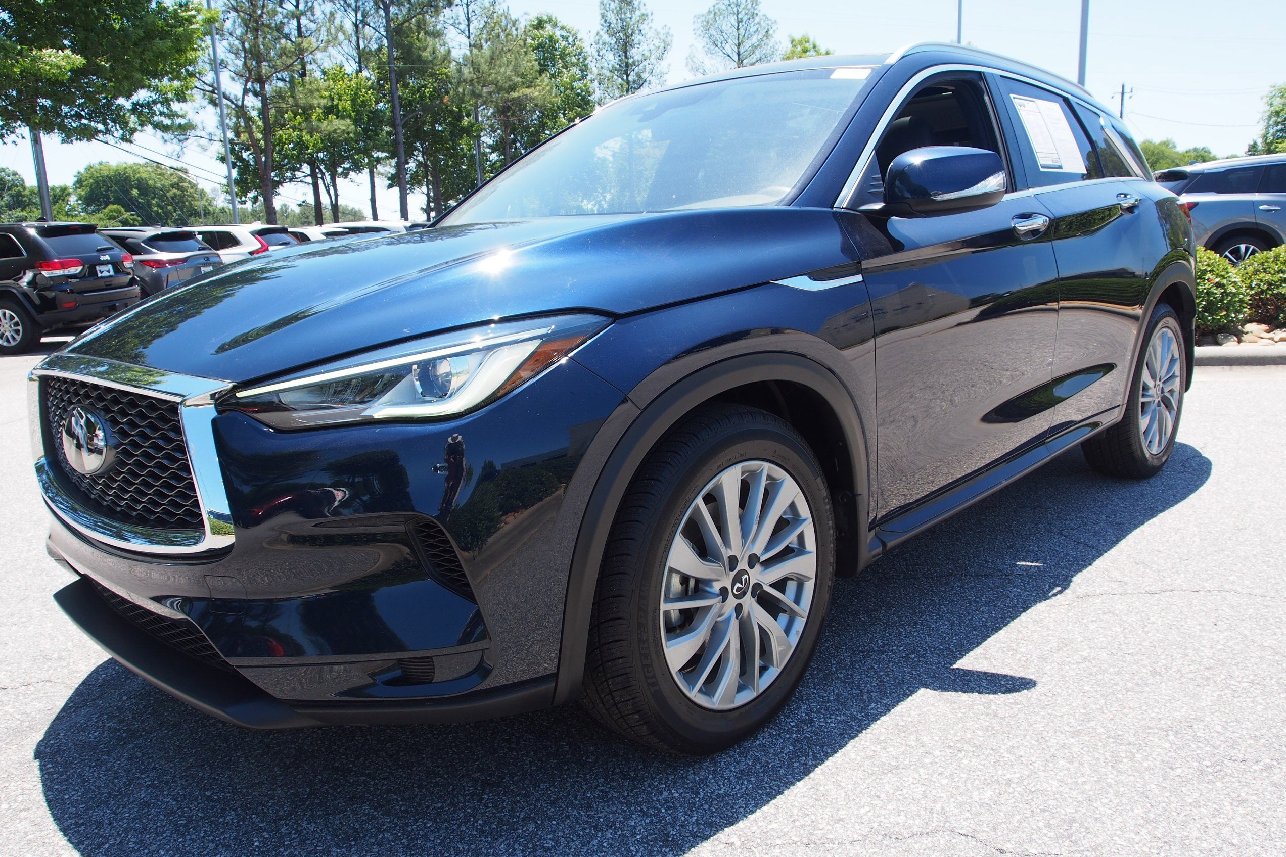 2023 INFINITI QX50 LUXE
