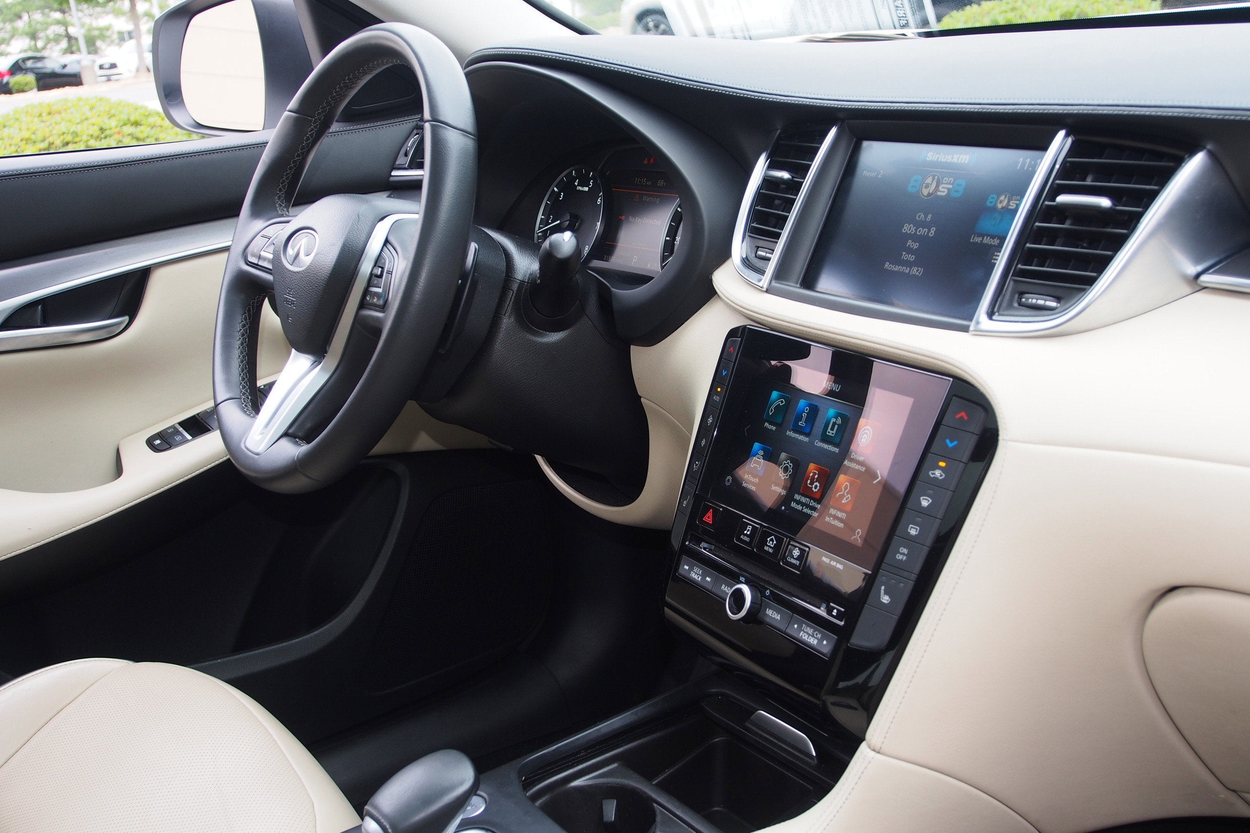 2022 INFINITI QX50 LUXE