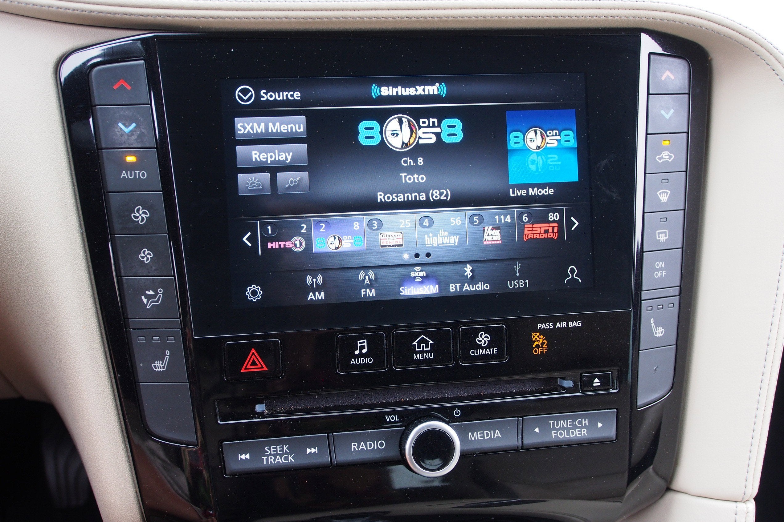 2022 INFINITI QX50 LUXE