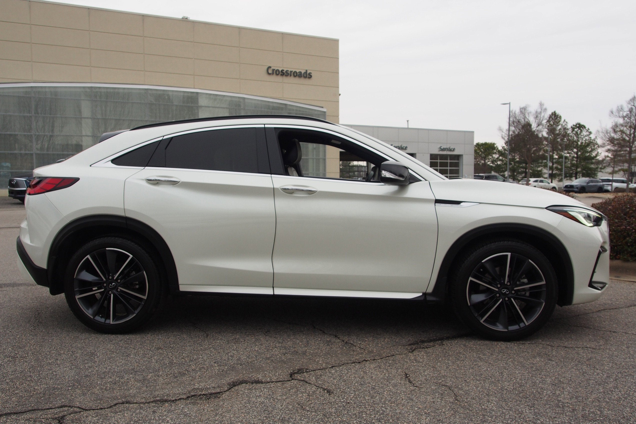 2023 INFINITI QX55 LUXE