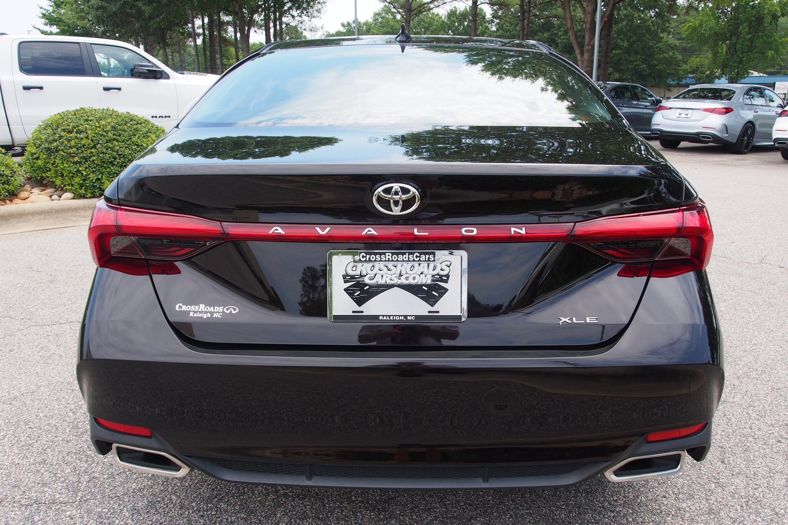 2019 Toyota Avalon XLE