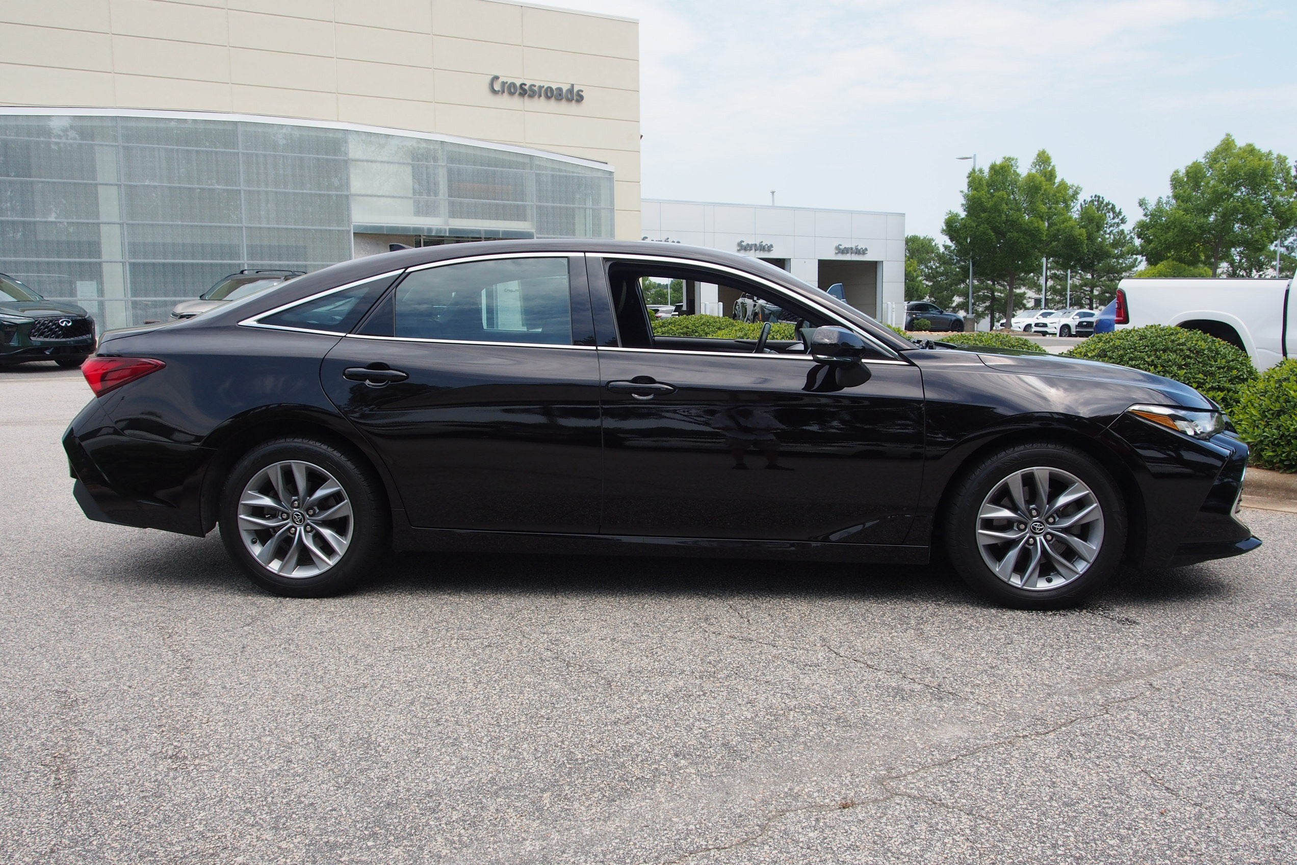 2019 Toyota Avalon XLE