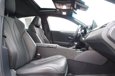 2024 Lexus ES ES 300h F SPORT Handling