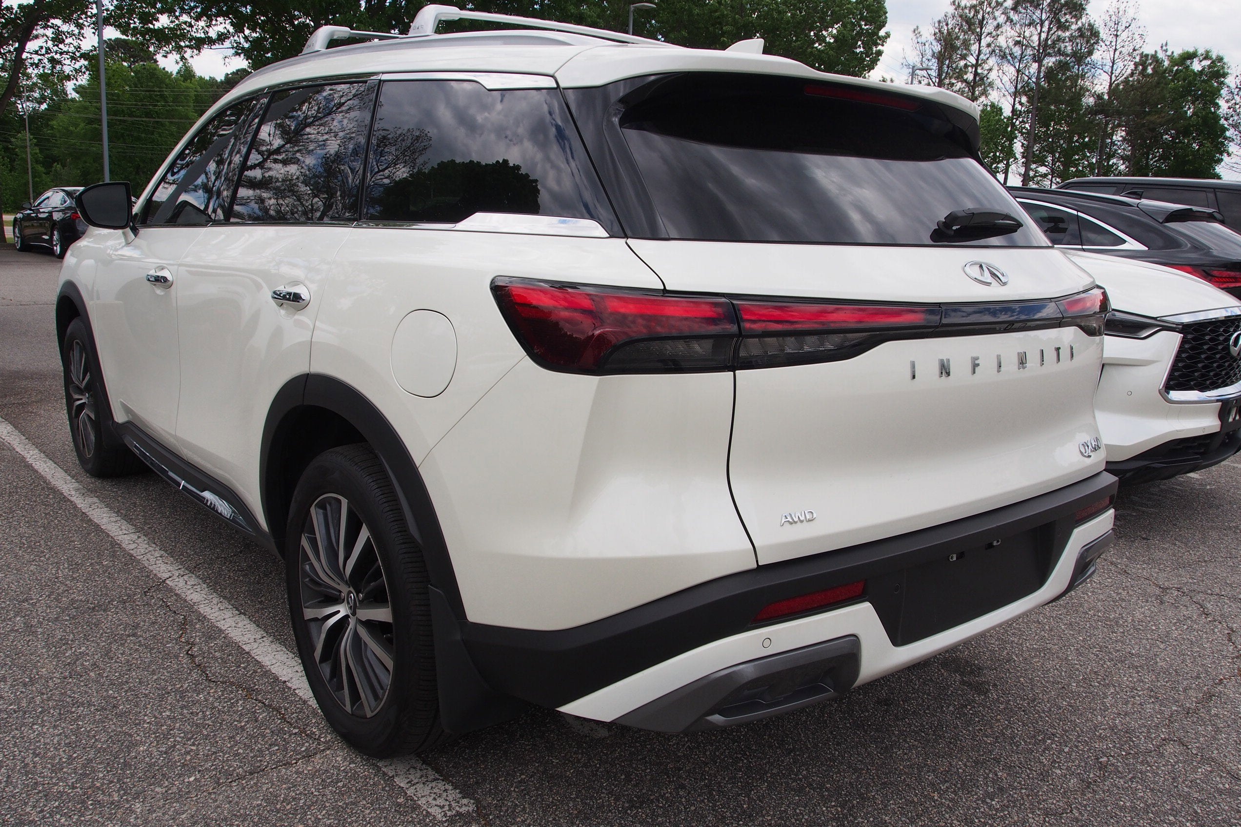 2025 INFINITI QX60 SENSORY