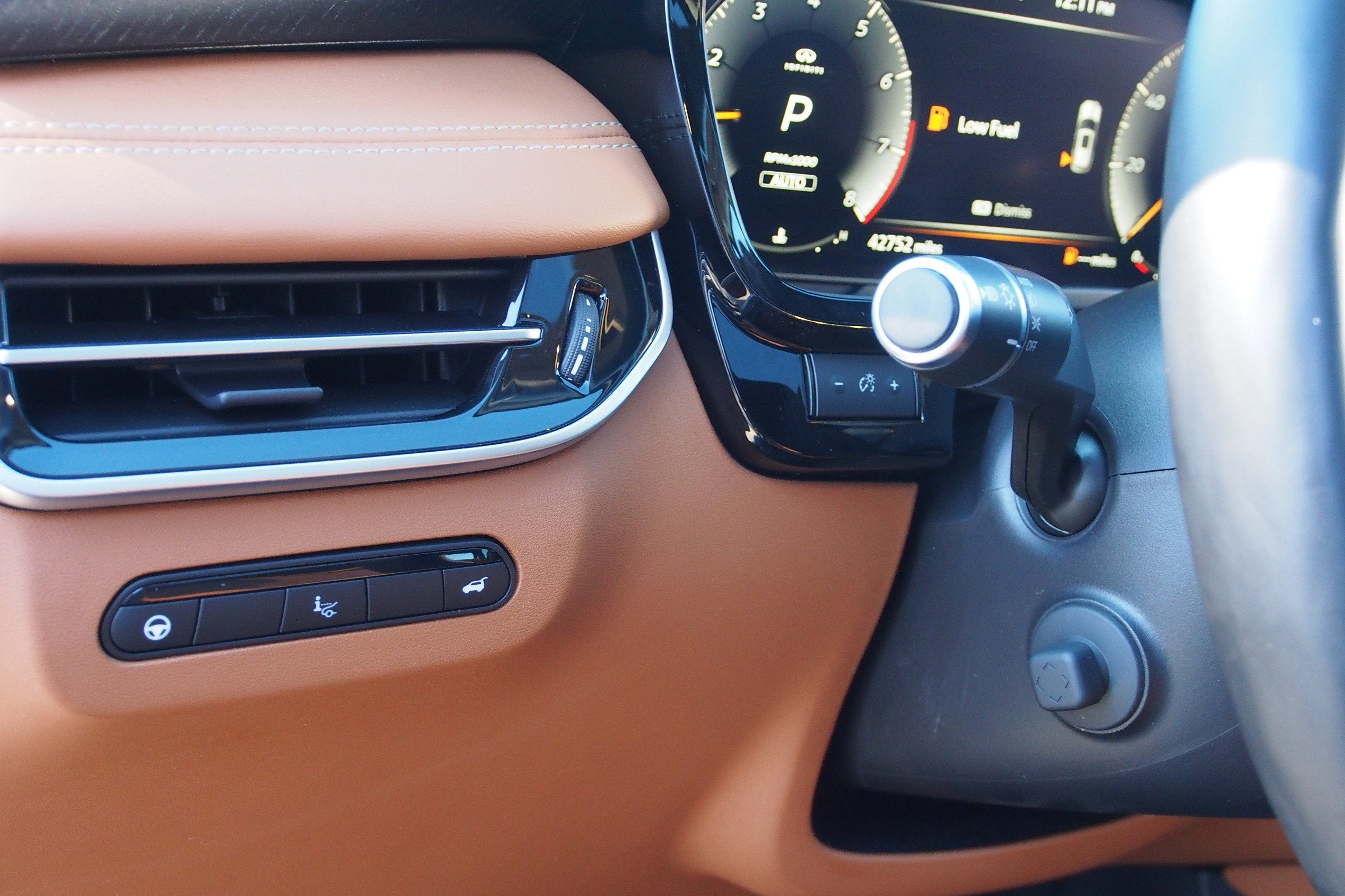 2023 INFINITI QX60 SENSORY