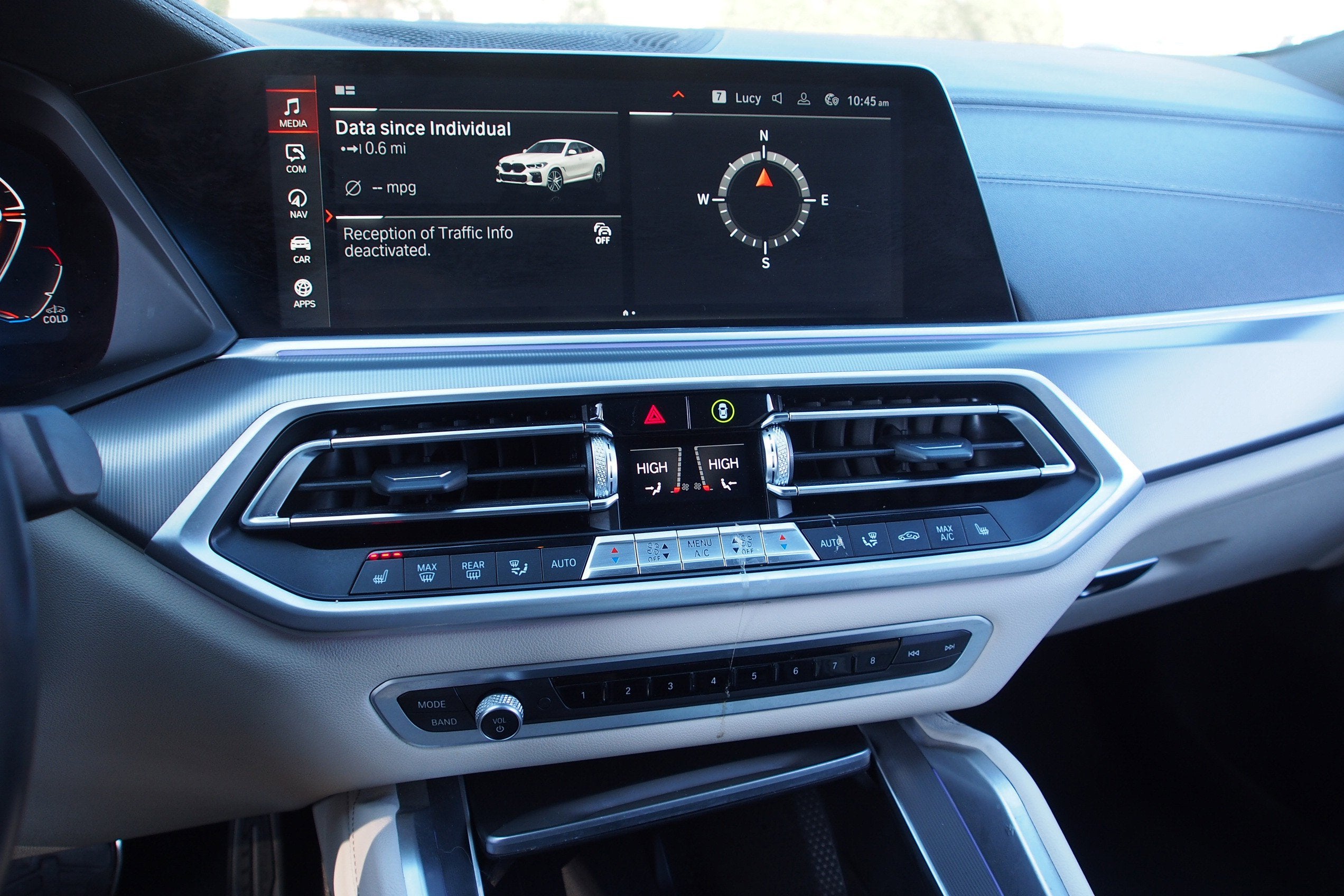 2022 BMW X6 xDrive40i