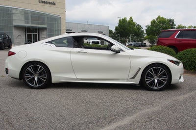 2022 INFINITI Q60 LUXE
