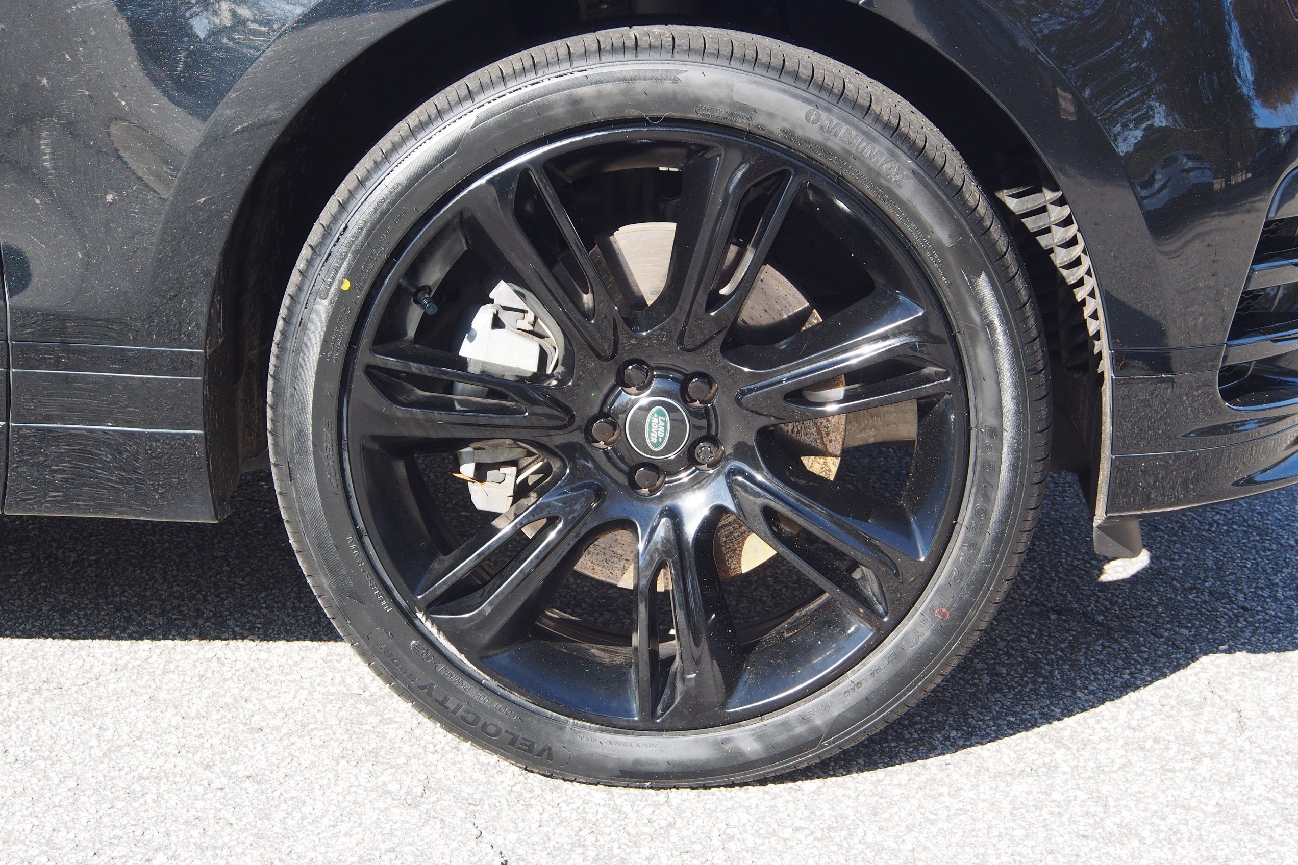 2023 Land Rover Range Rover Velar HST