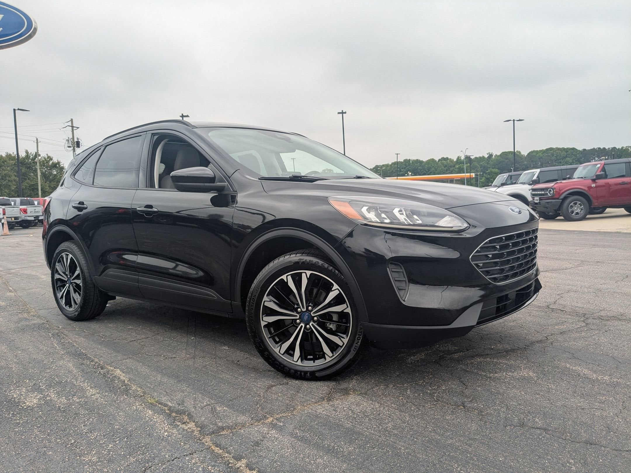 2022 Ford Escape SE