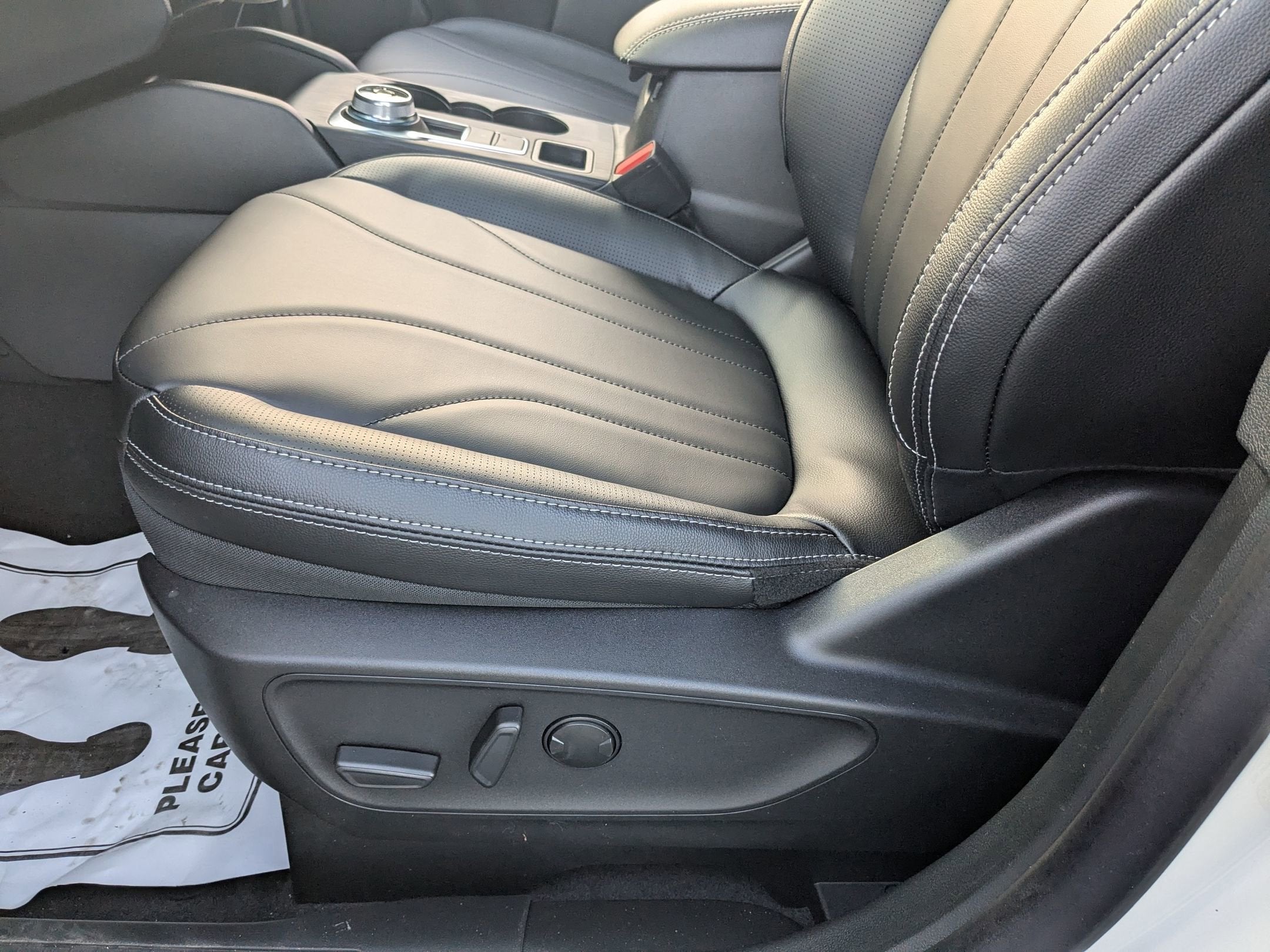 2026 Ford Escape Platinum