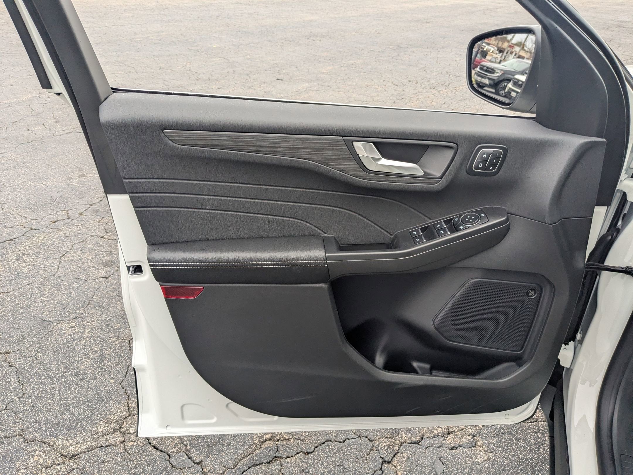 2026 Ford Escape Platinum