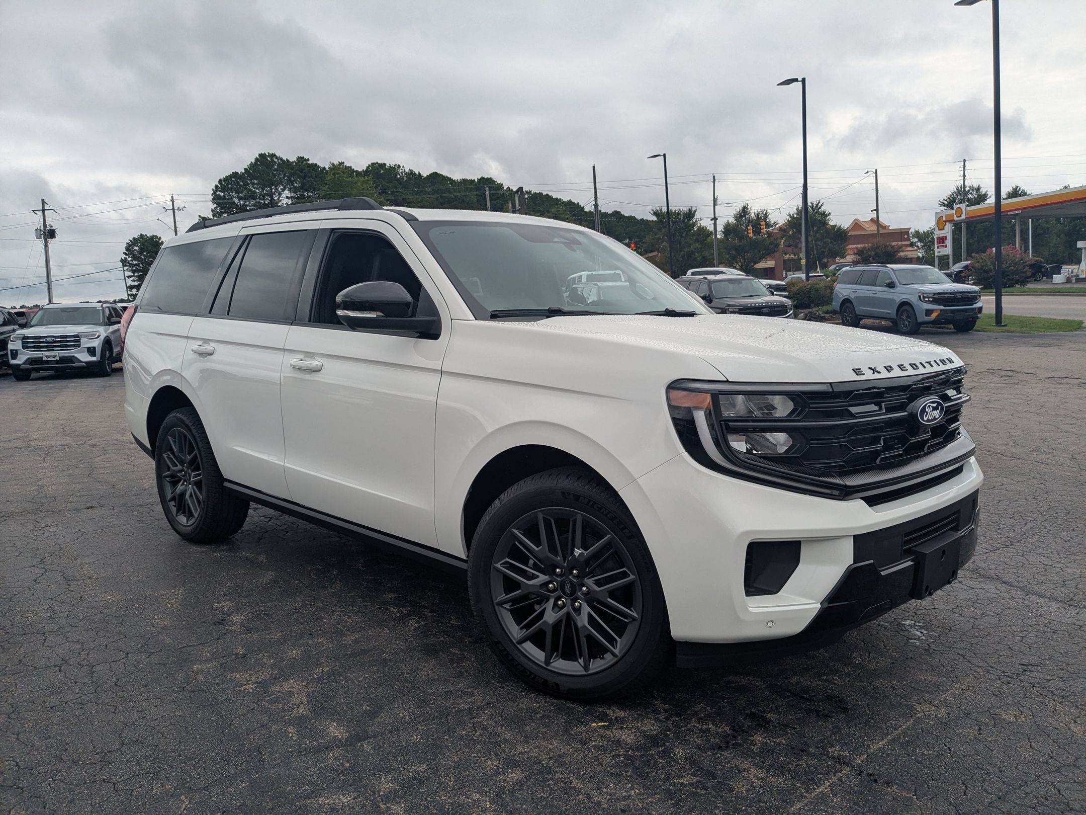 2027 Ford Expedition Platinum