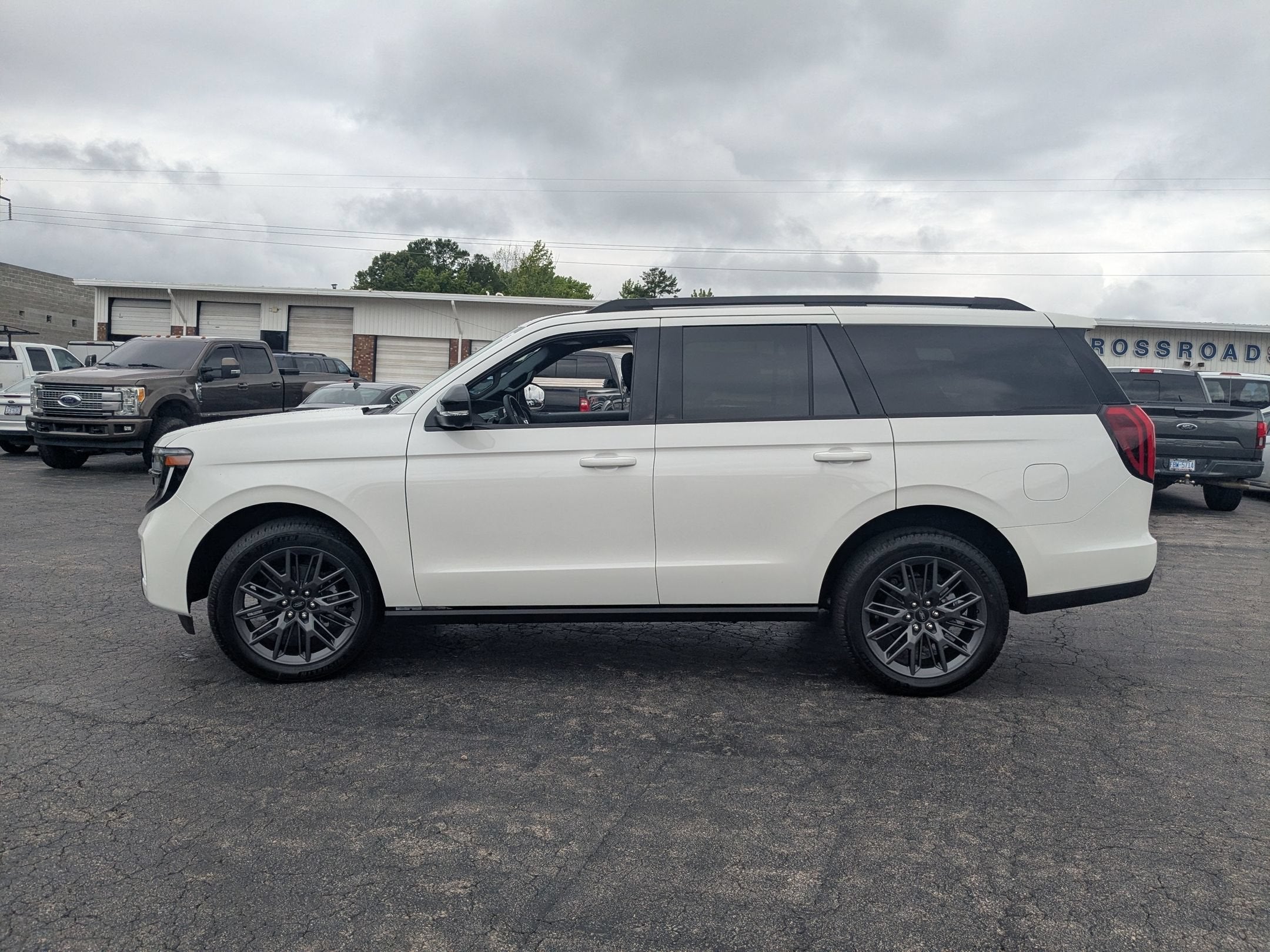2027 Ford Expedition Platinum