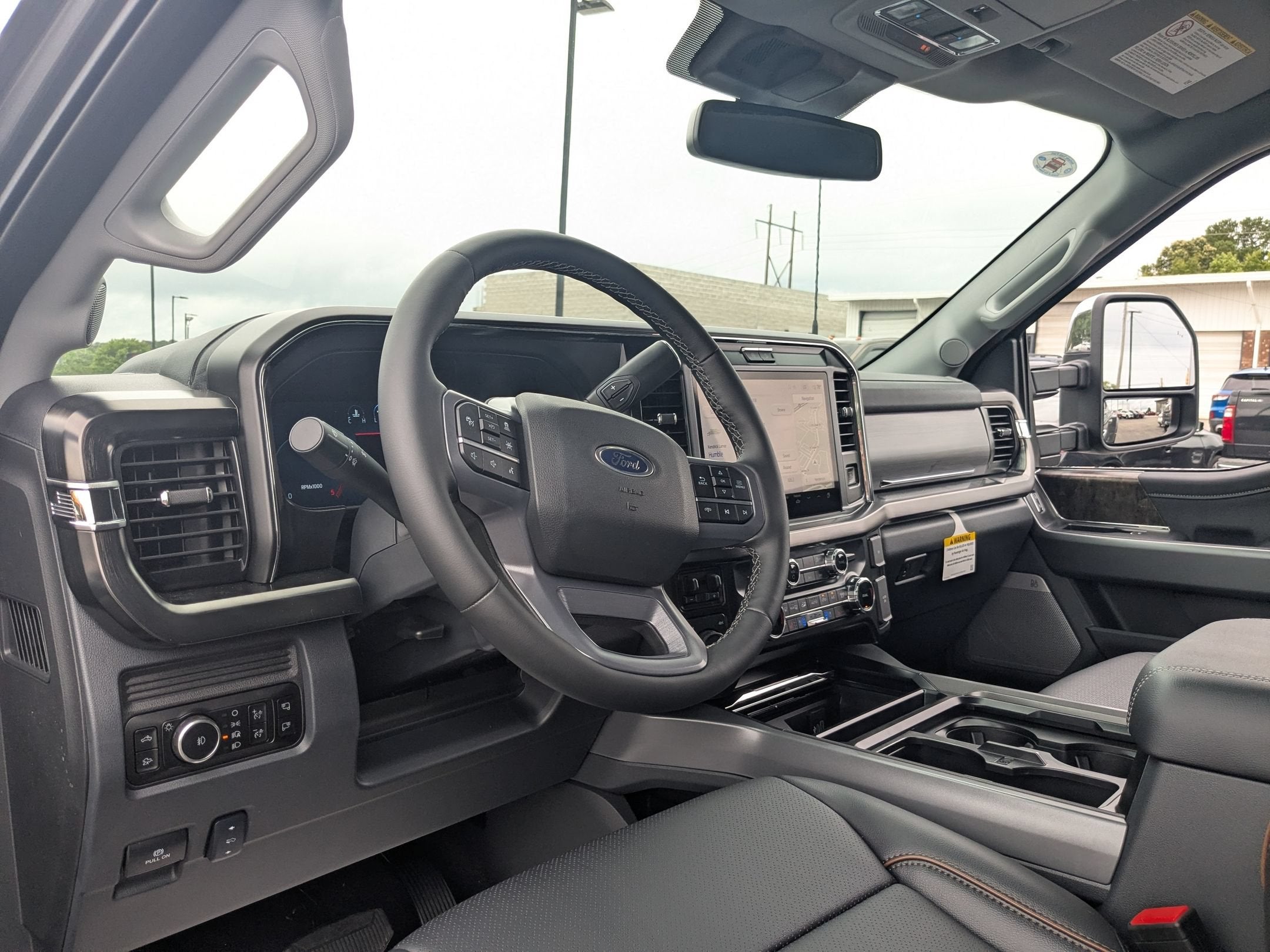 2026 Ford Super Duty F-350 DRW LARIAT