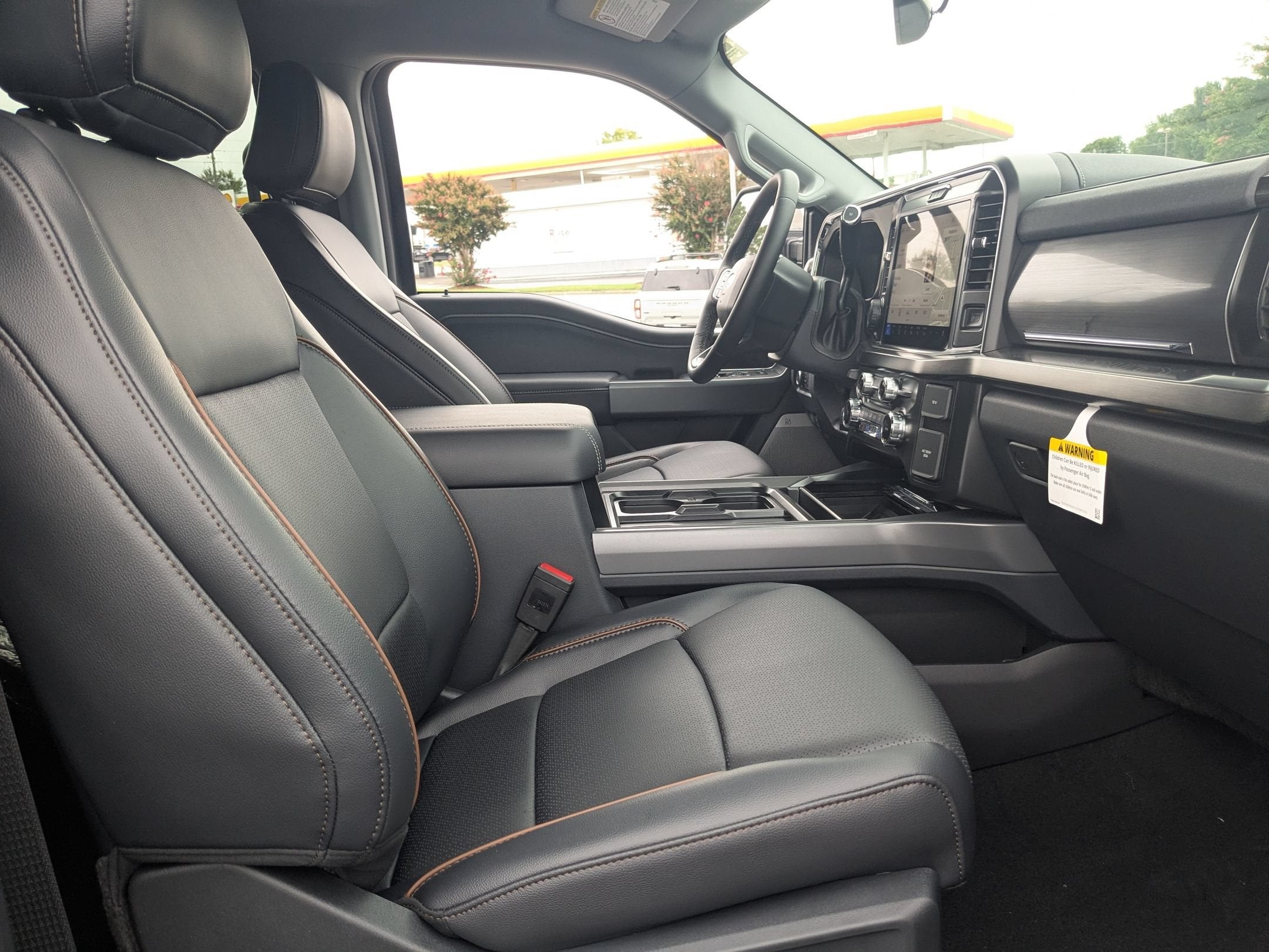 2026 Ford Super Duty F-350 DRW LARIAT