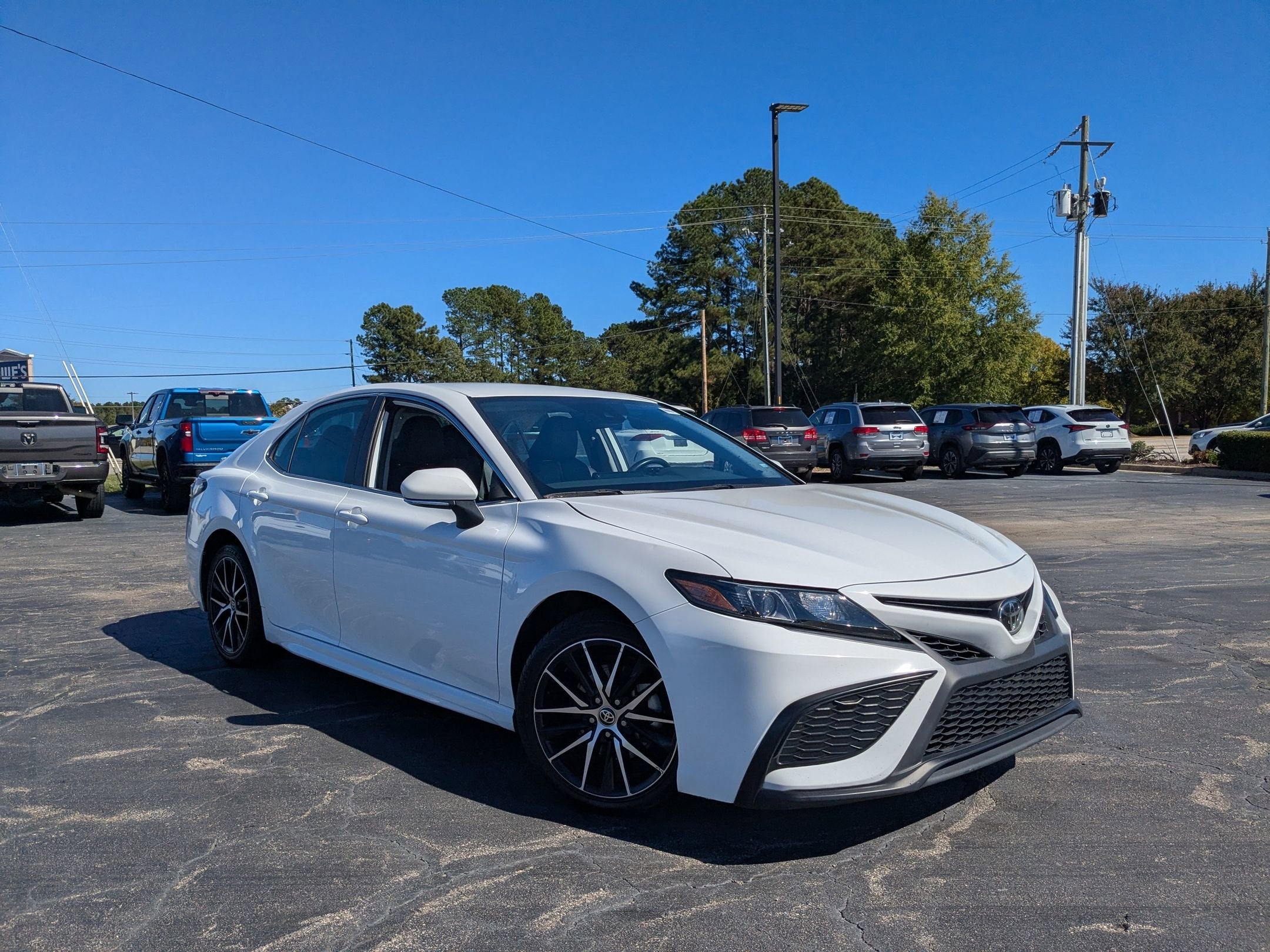 2024 Toyota Camry SE