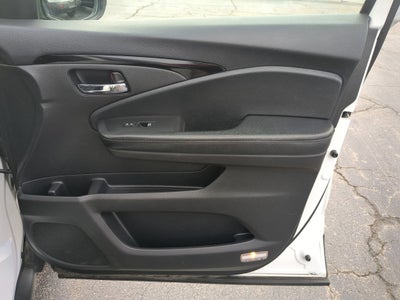 2020 Honda Pilot Touring 8-Passenger