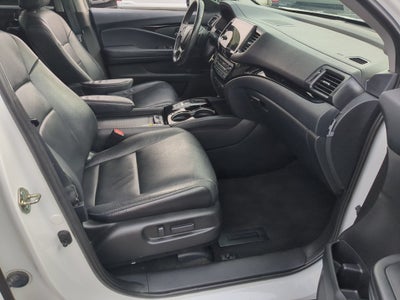2020 Honda Pilot Touring 8-Passenger