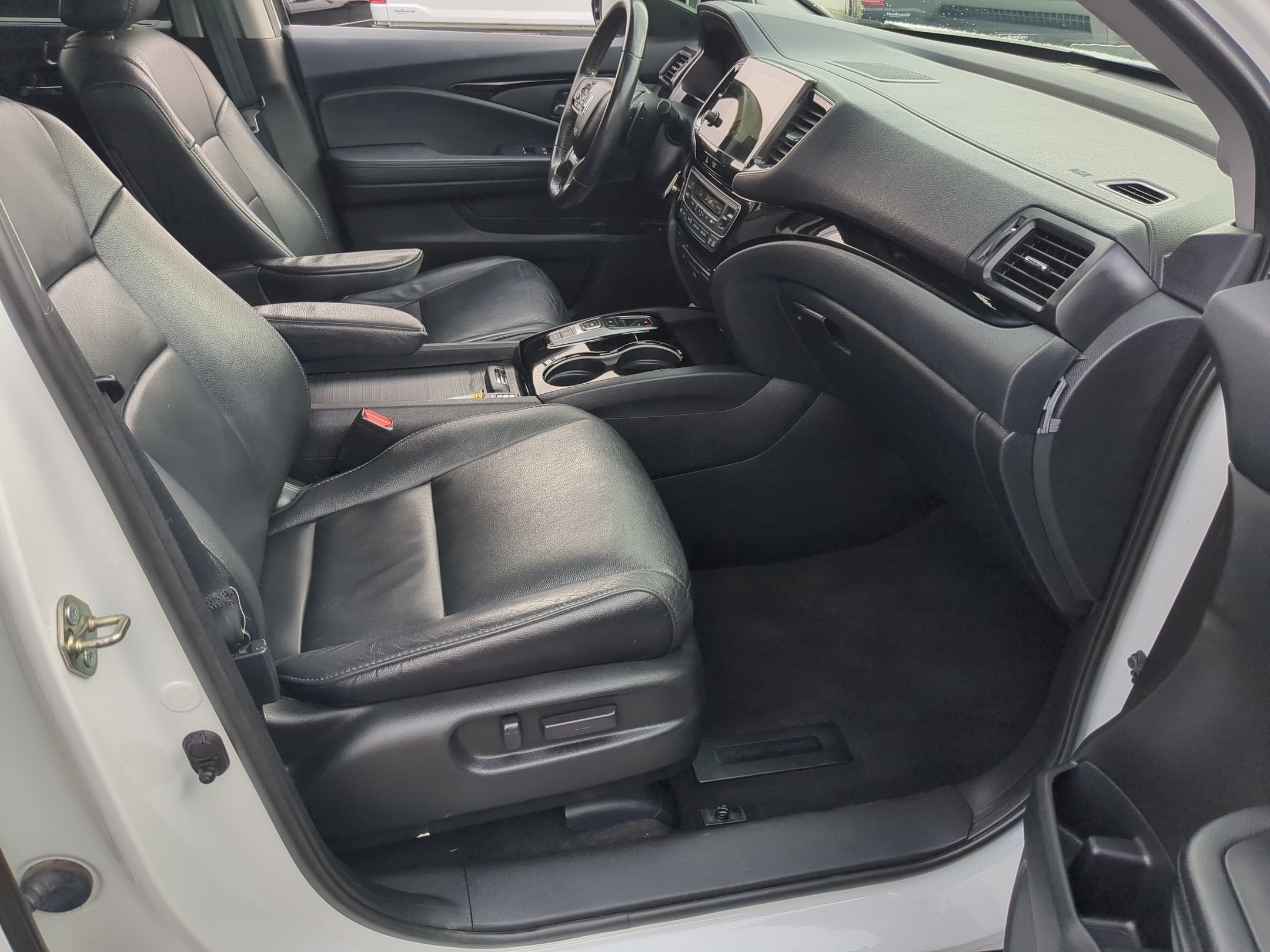 2020 Honda Pilot Touring 8-Passenger